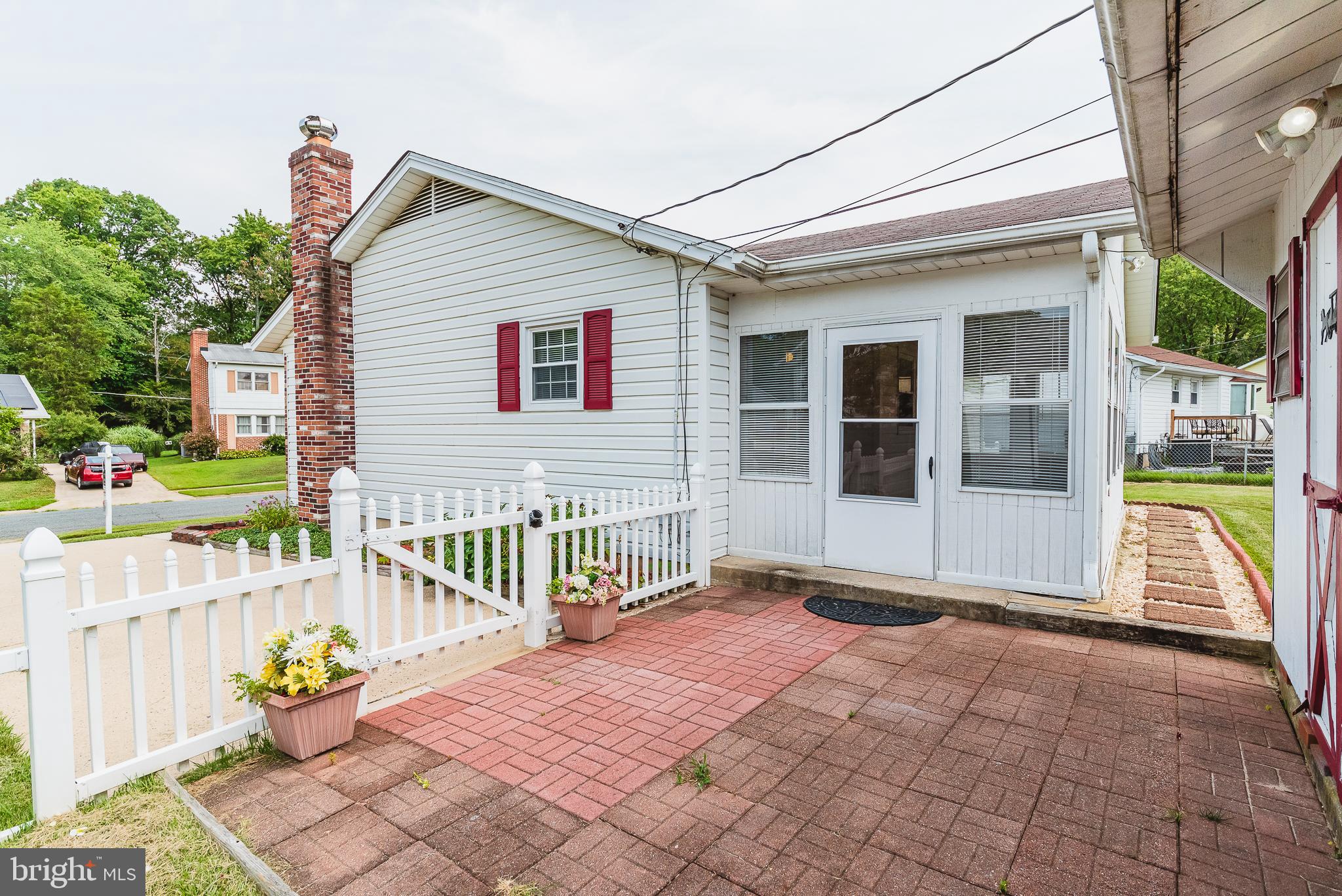 EDGE MEAD - Residential