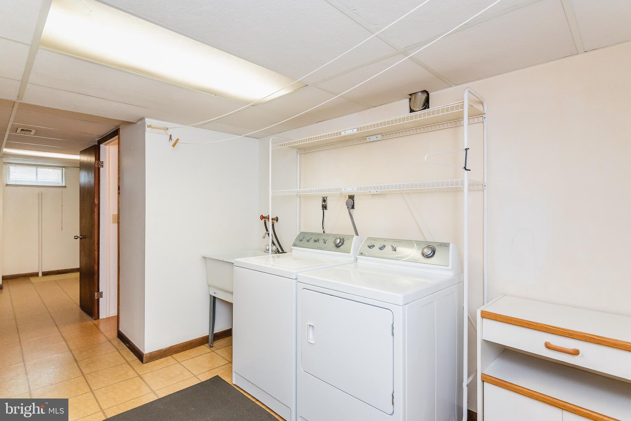 EDGE MEAD - Residential