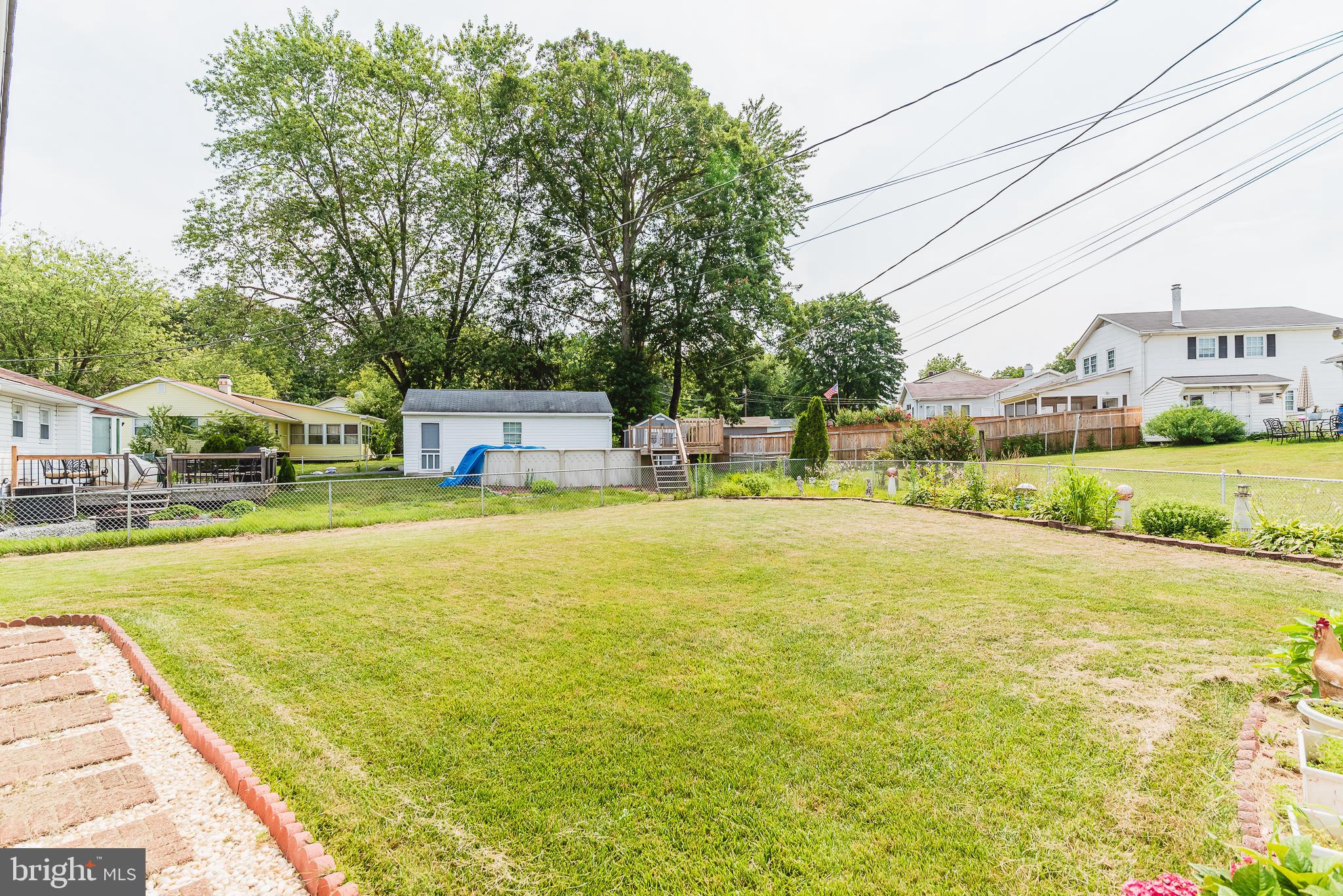 EDGE MEAD - Residential