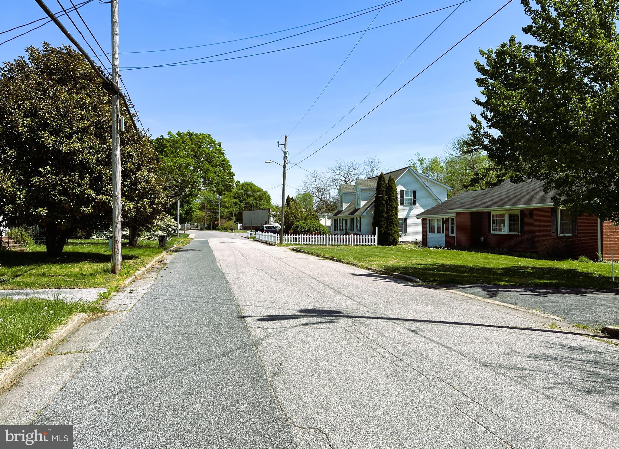MILLINGTON - Residential