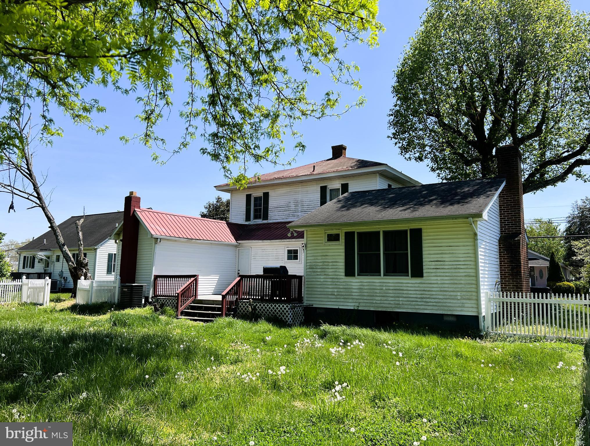 MILLINGTON - Residential