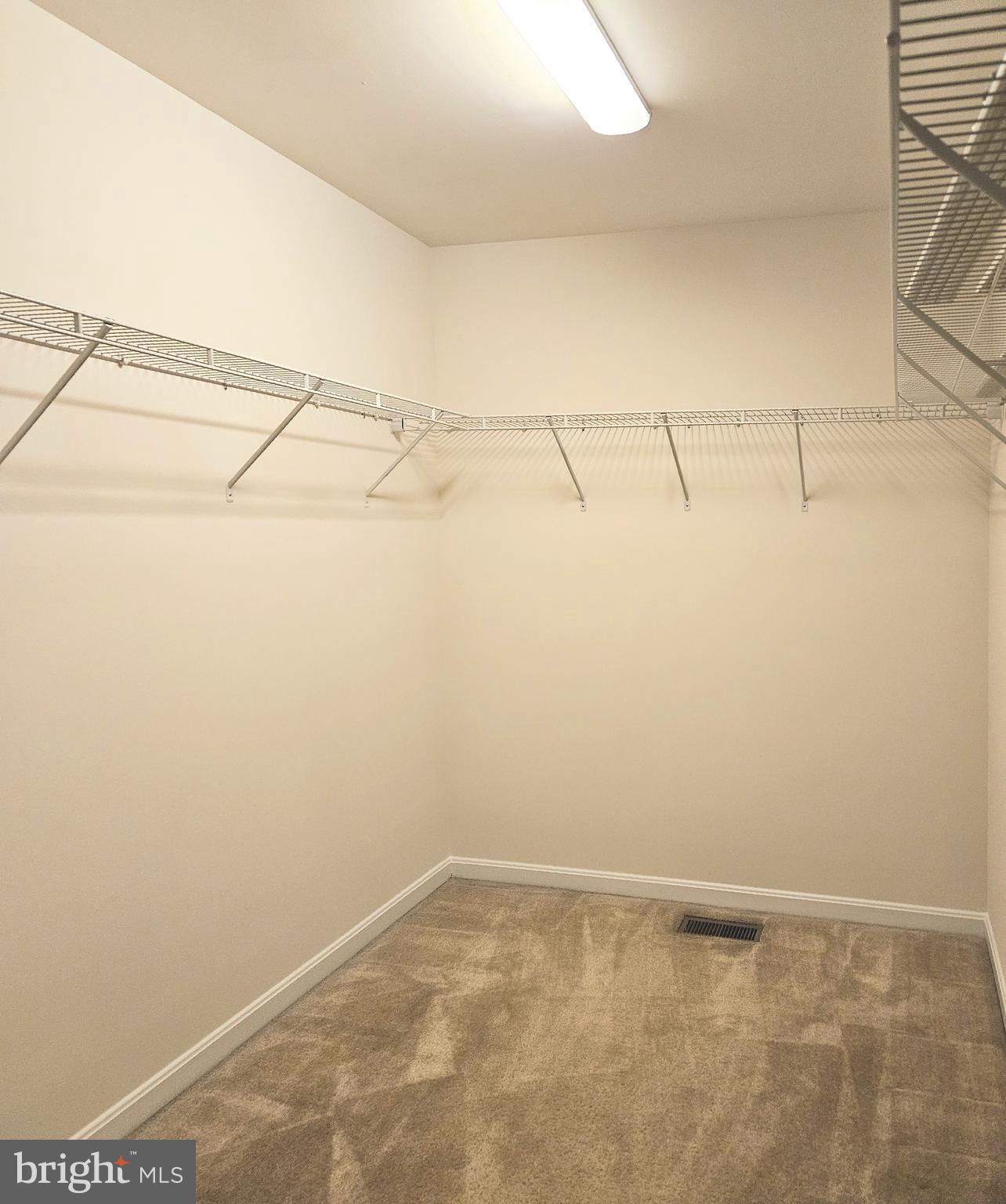 EAGLES POINTE - Residential Lease