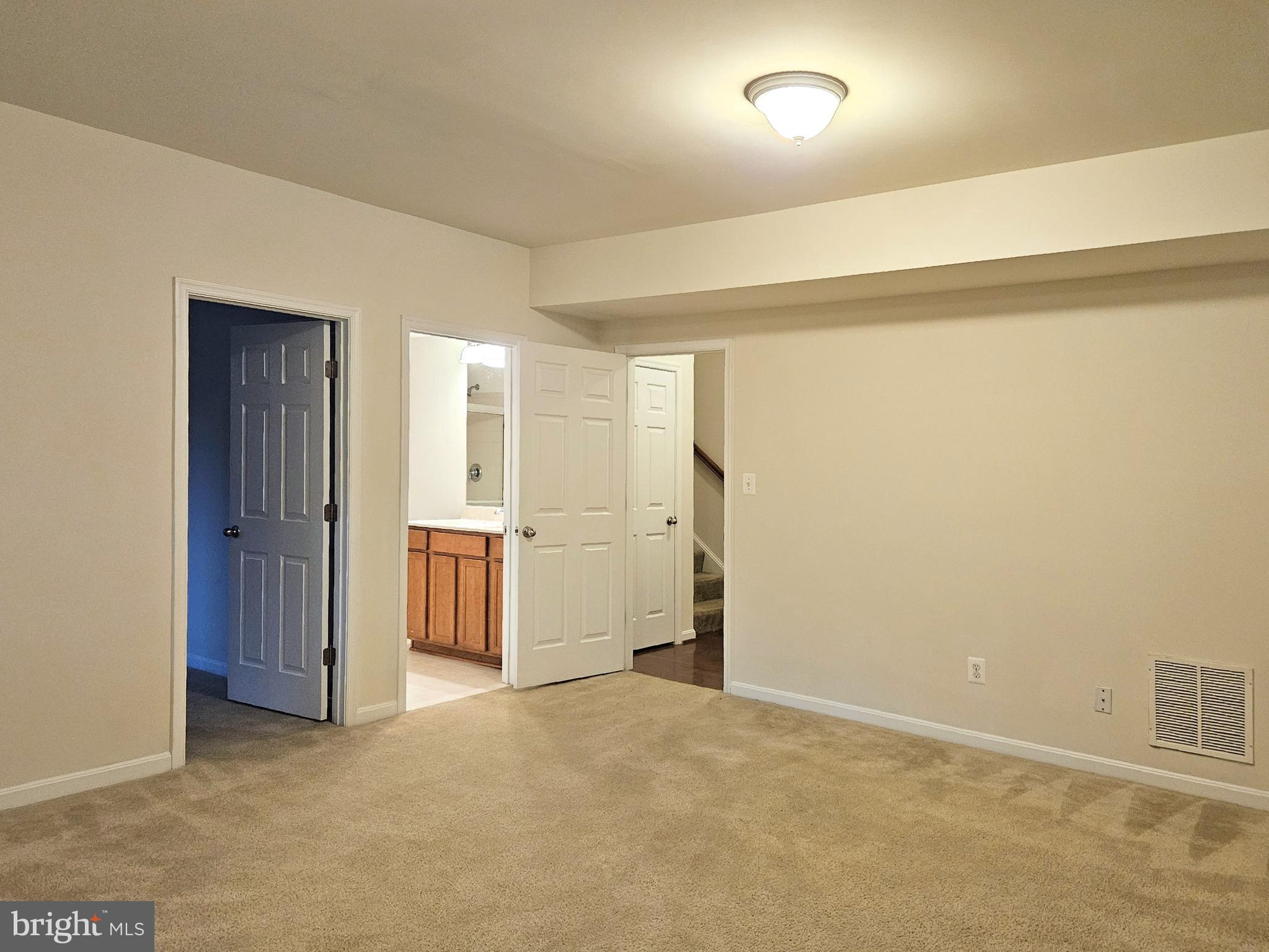 EAGLES POINTE - Residential Lease