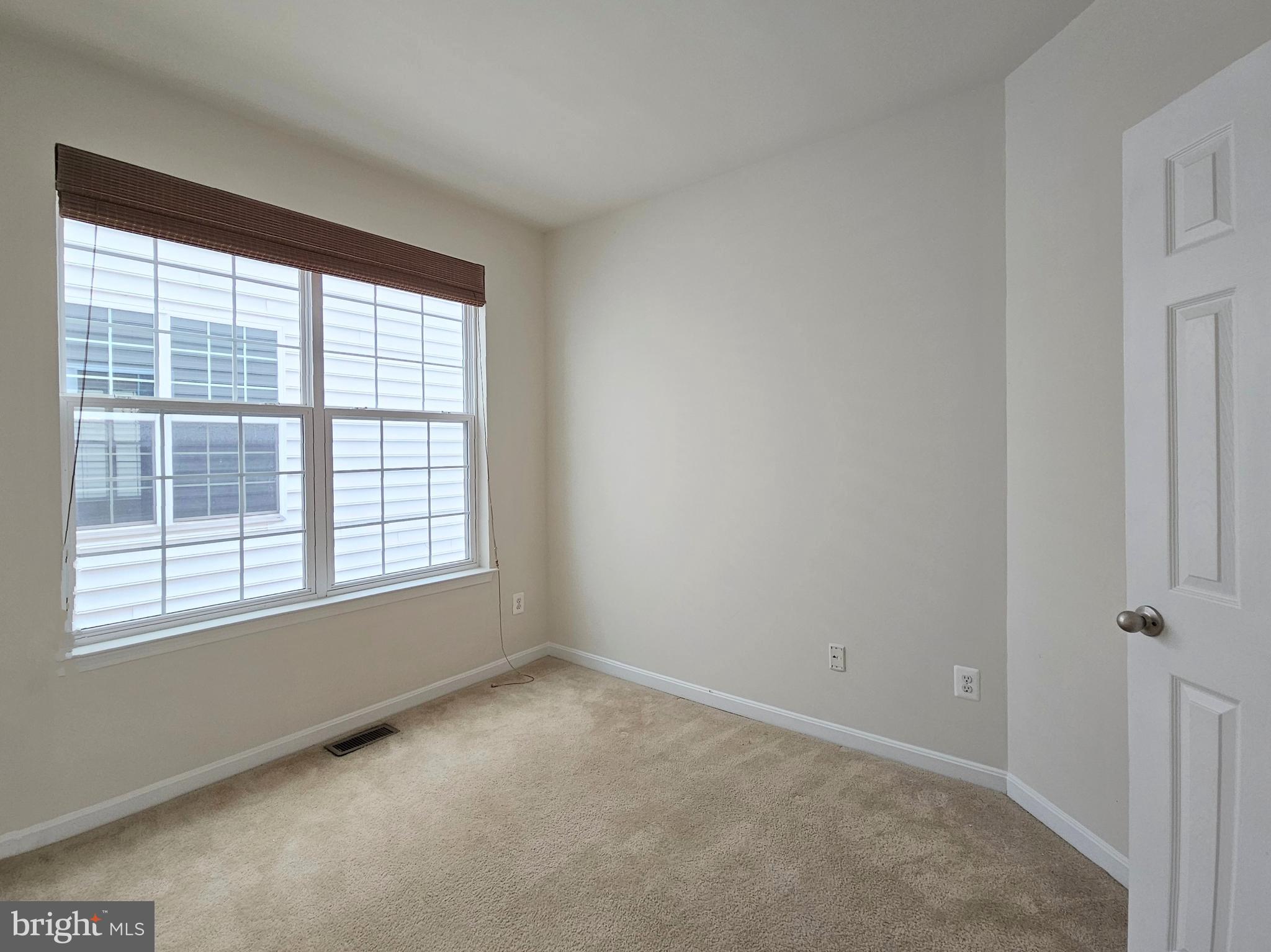 EAGLES POINTE - Residential Lease
