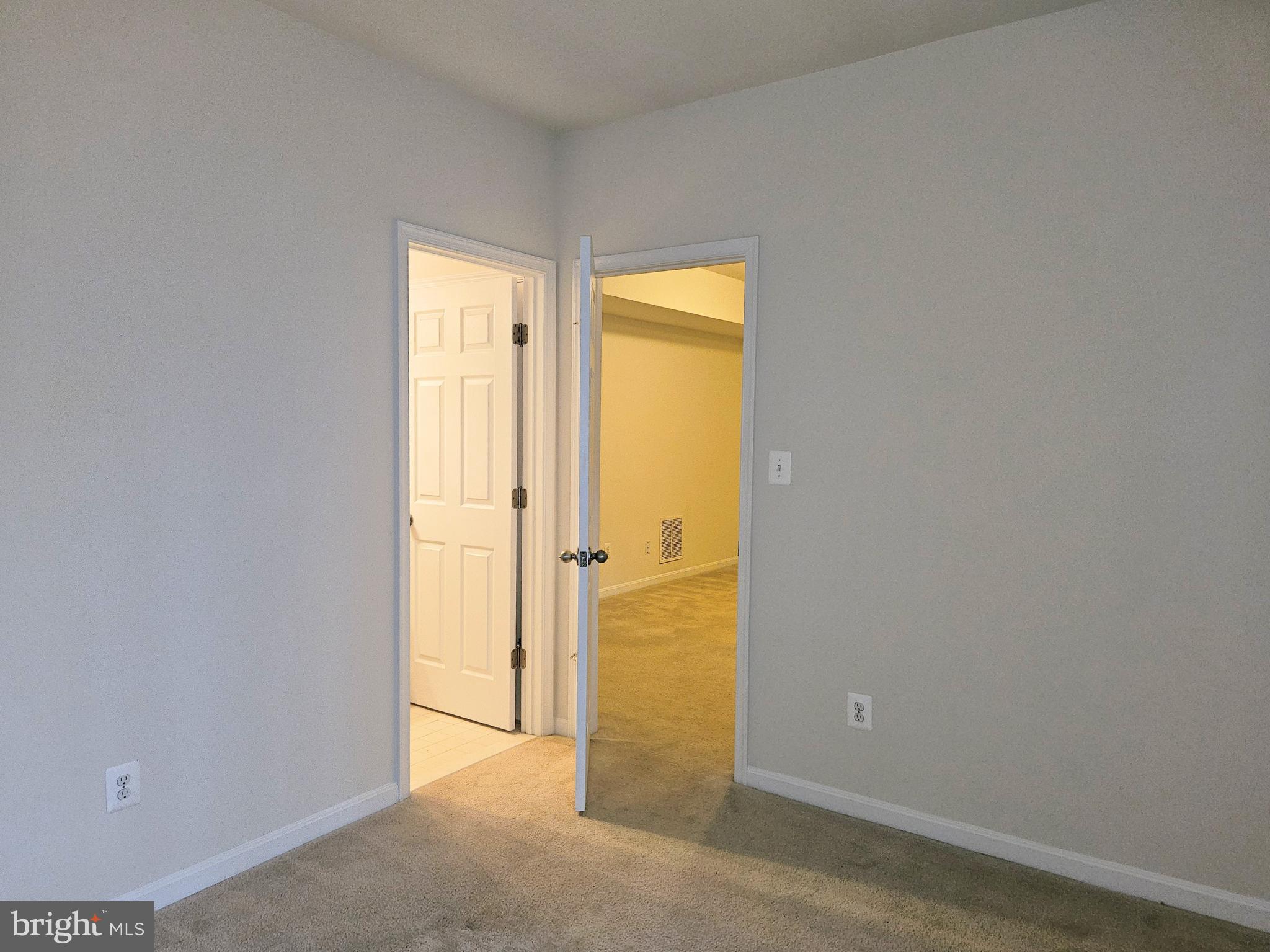 EAGLES POINTE - Residential Lease