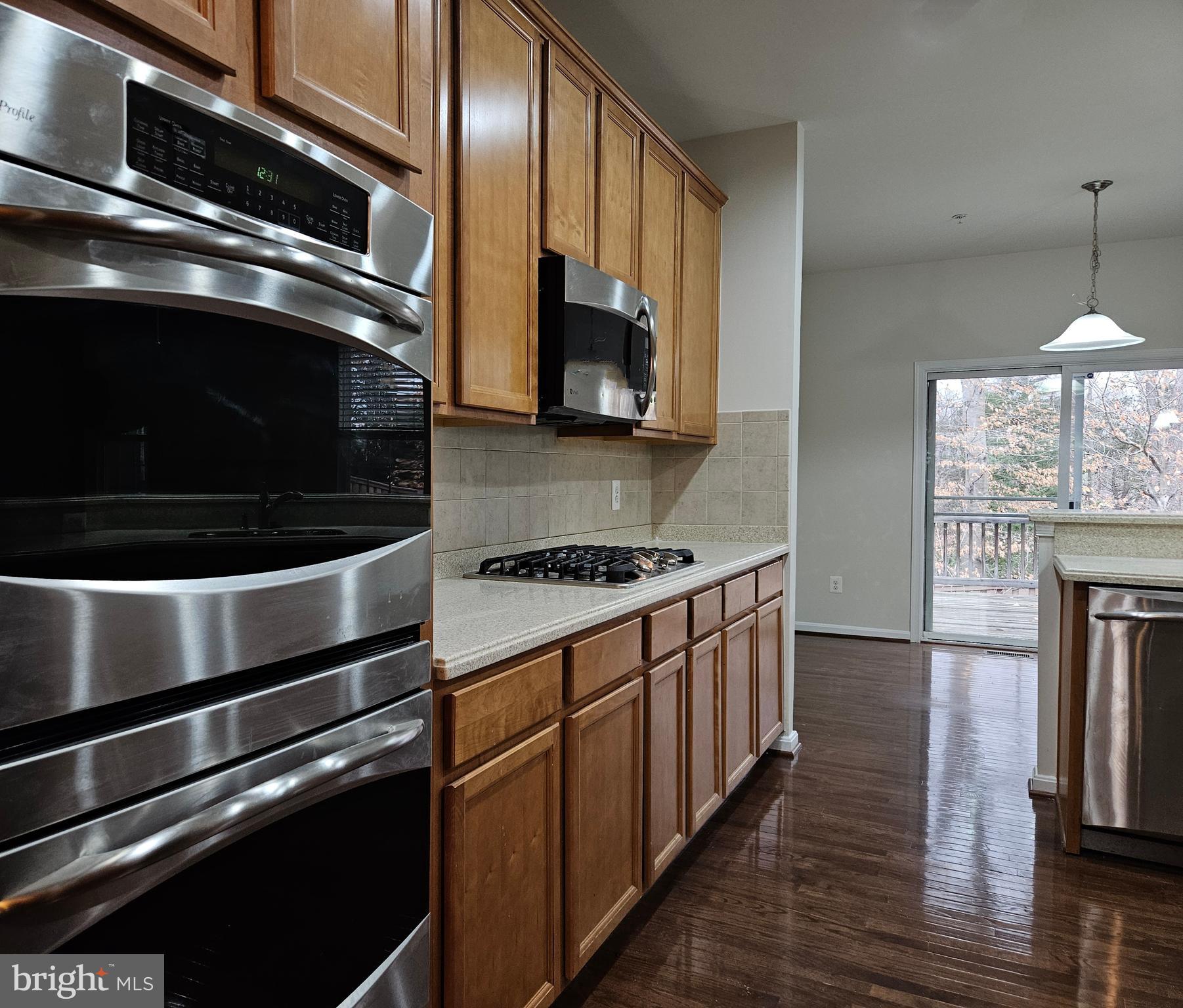 EAGLES POINTE - Residential Lease