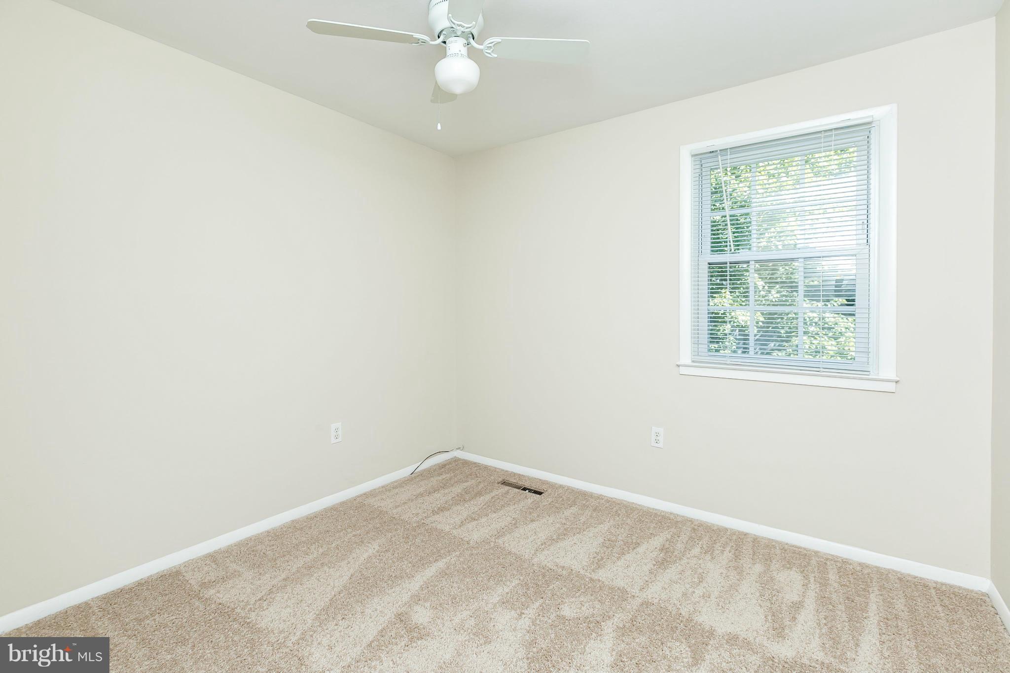 CROFTON SQUARE - Residential Lease