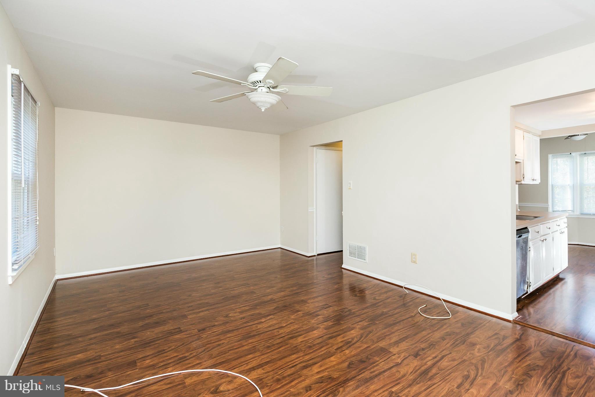 CROFTON SQUARE - Residential Lease