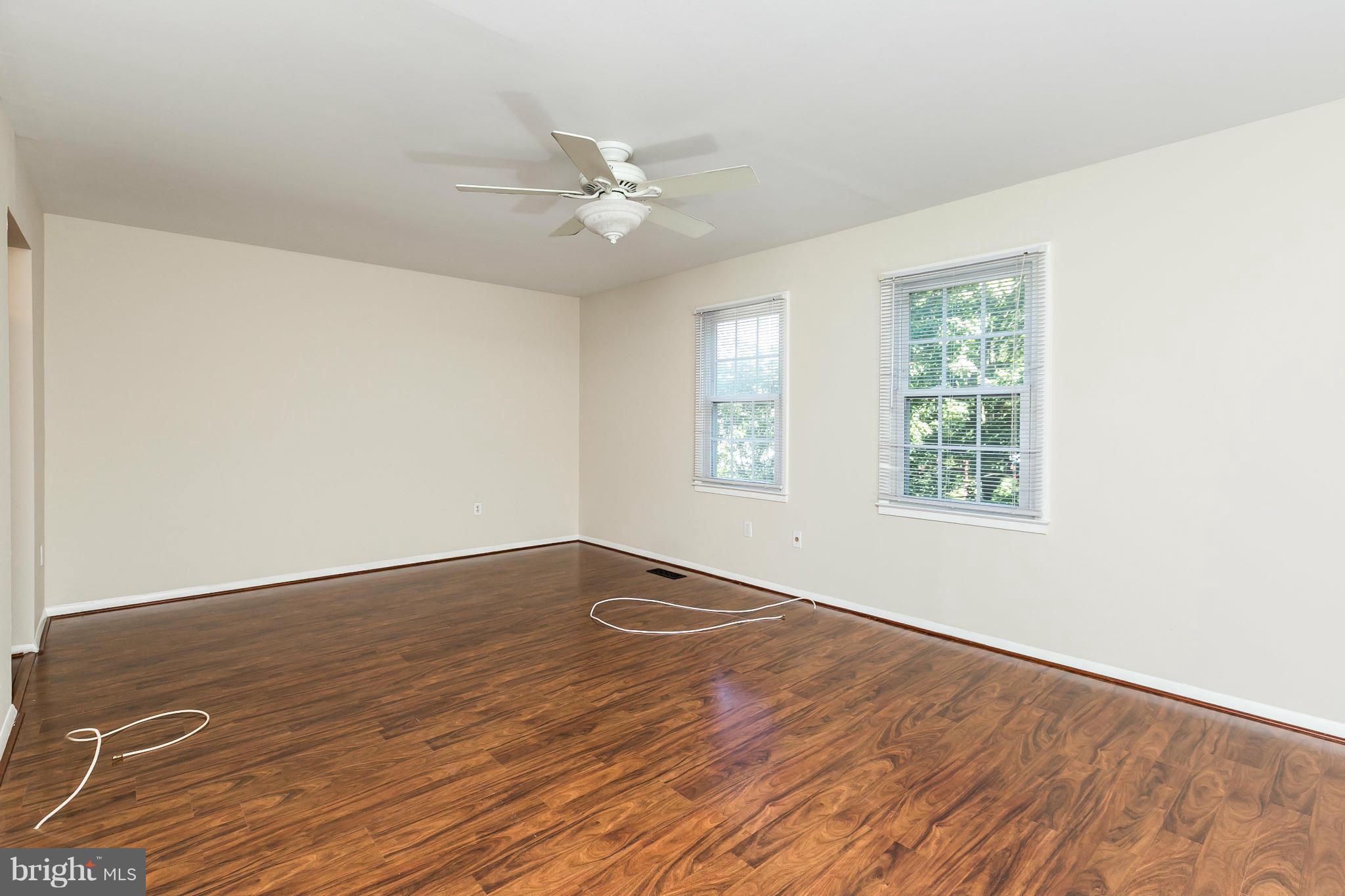 CROFTON SQUARE - Residential Lease