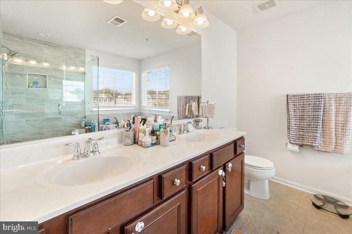 SUN MEADOW - Residential Lease