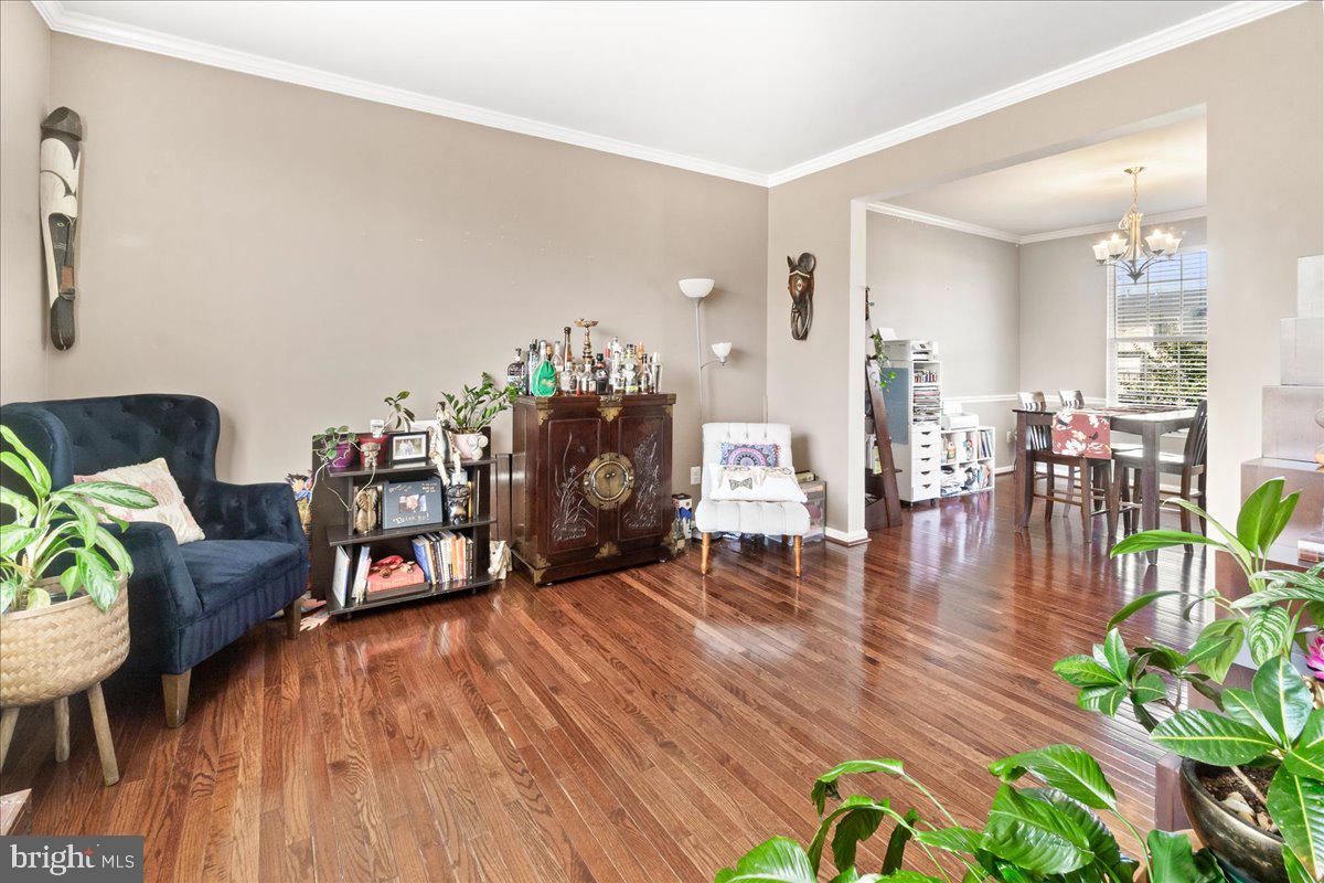 SUN MEADOW - Residential Lease