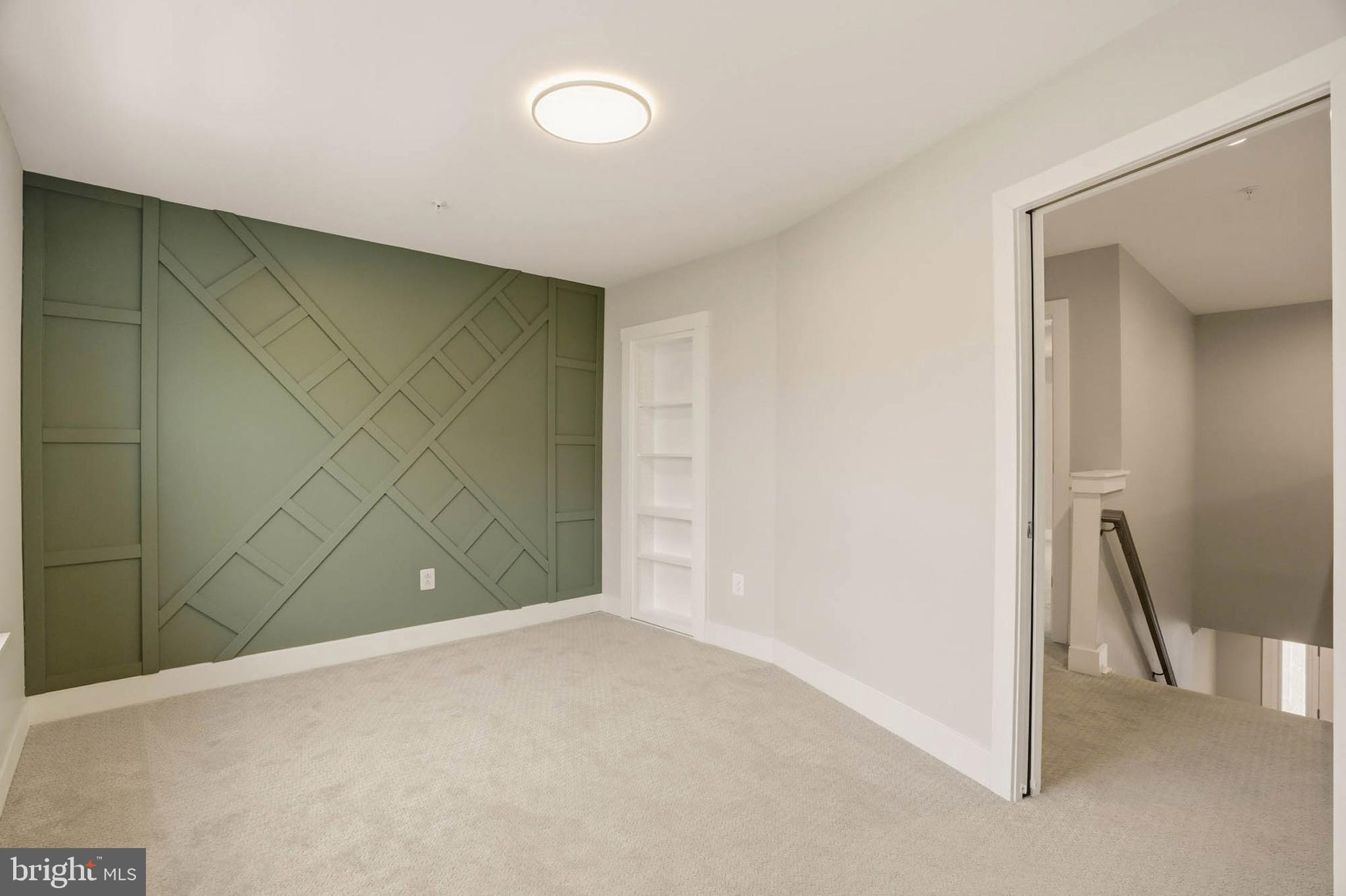 BRITTANY MANOR - Residential