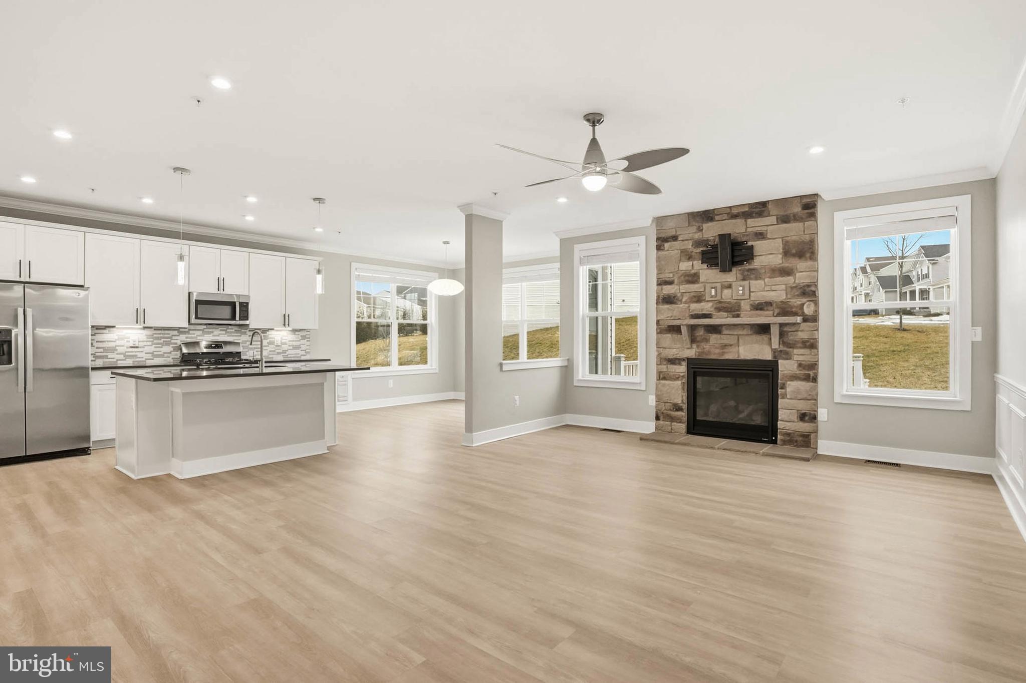 BRITTANY MANOR - Residential