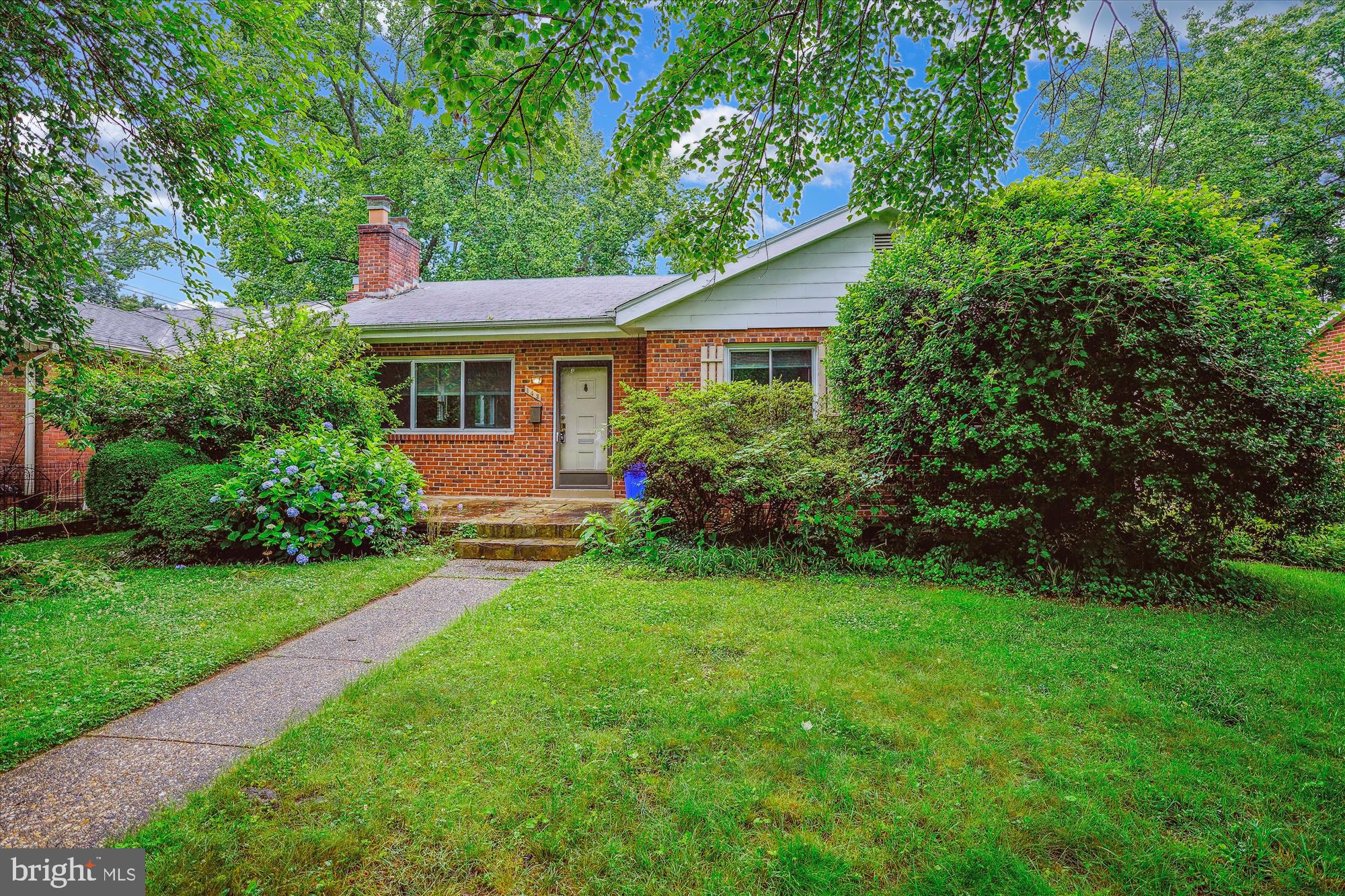 142 FLEETWOOD TERRACE