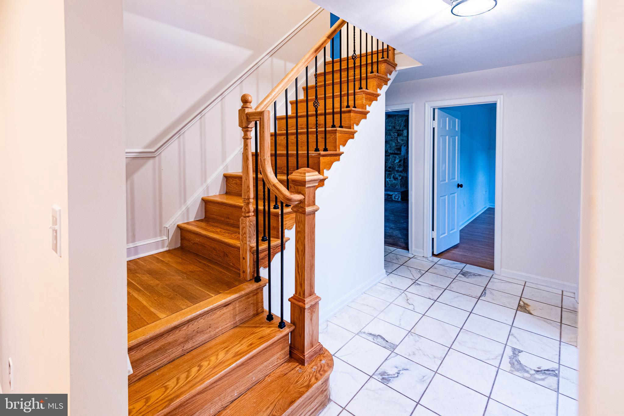 OLNEY OUTSIDE - Residential