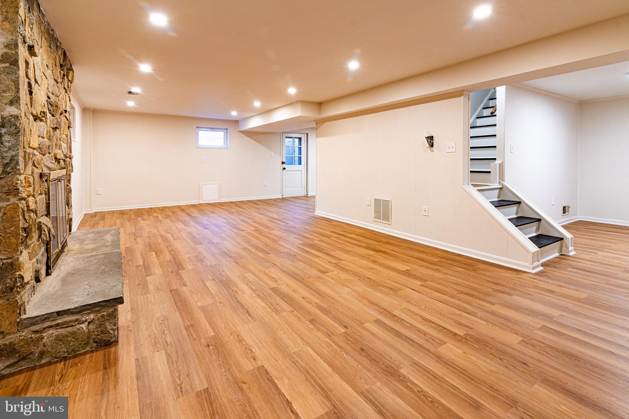 OLNEY OUTSIDE - Residential