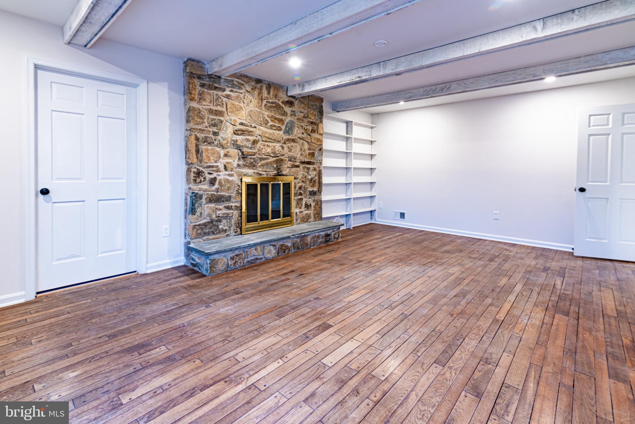 OLNEY OUTSIDE - Residential