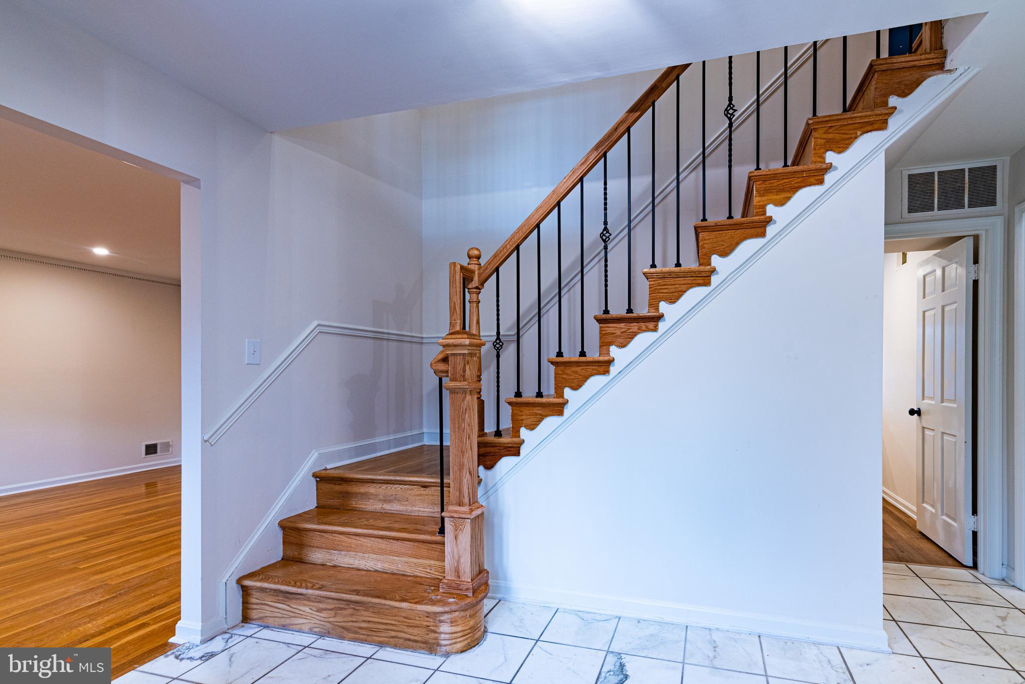 OLNEY OUTSIDE - Residential