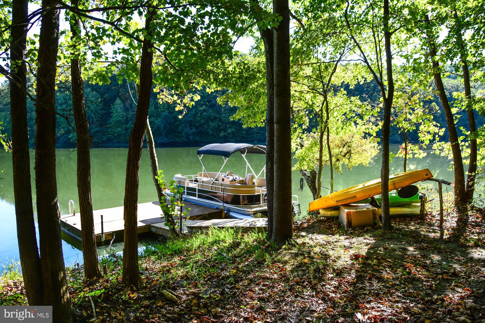 LAKE LINGANORE - Residential