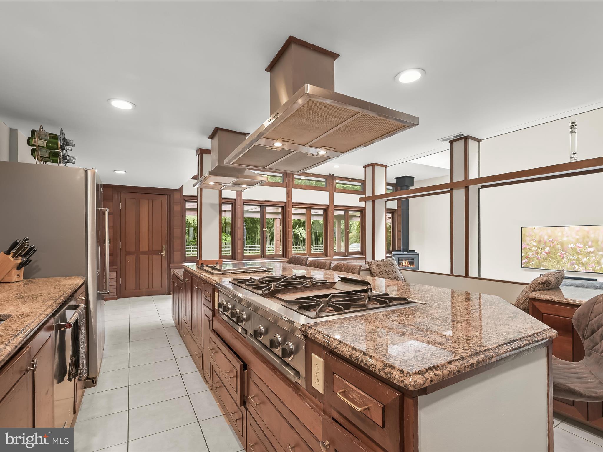 KALMIA FARMS - Residential