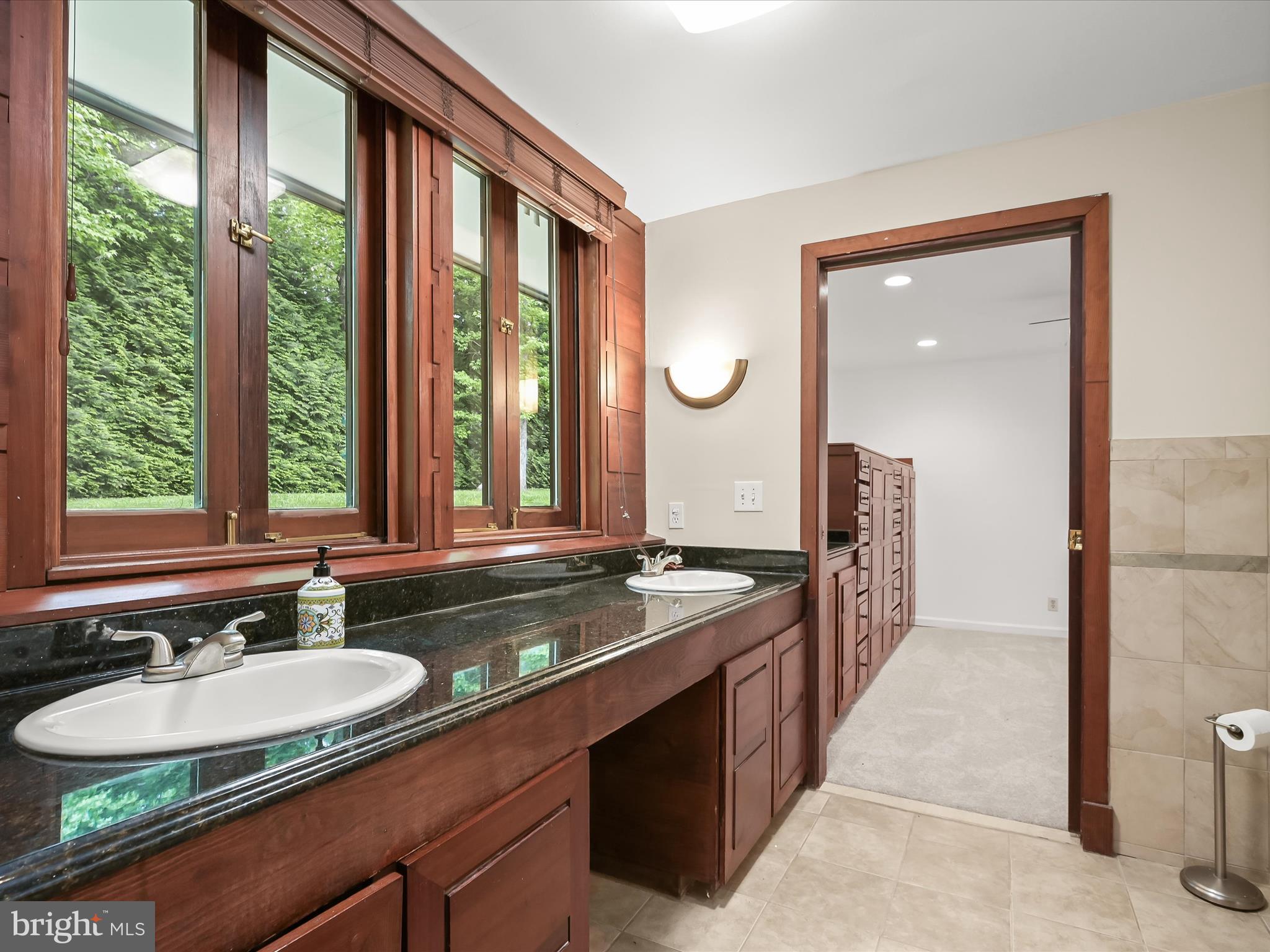 KALMIA FARMS - Residential