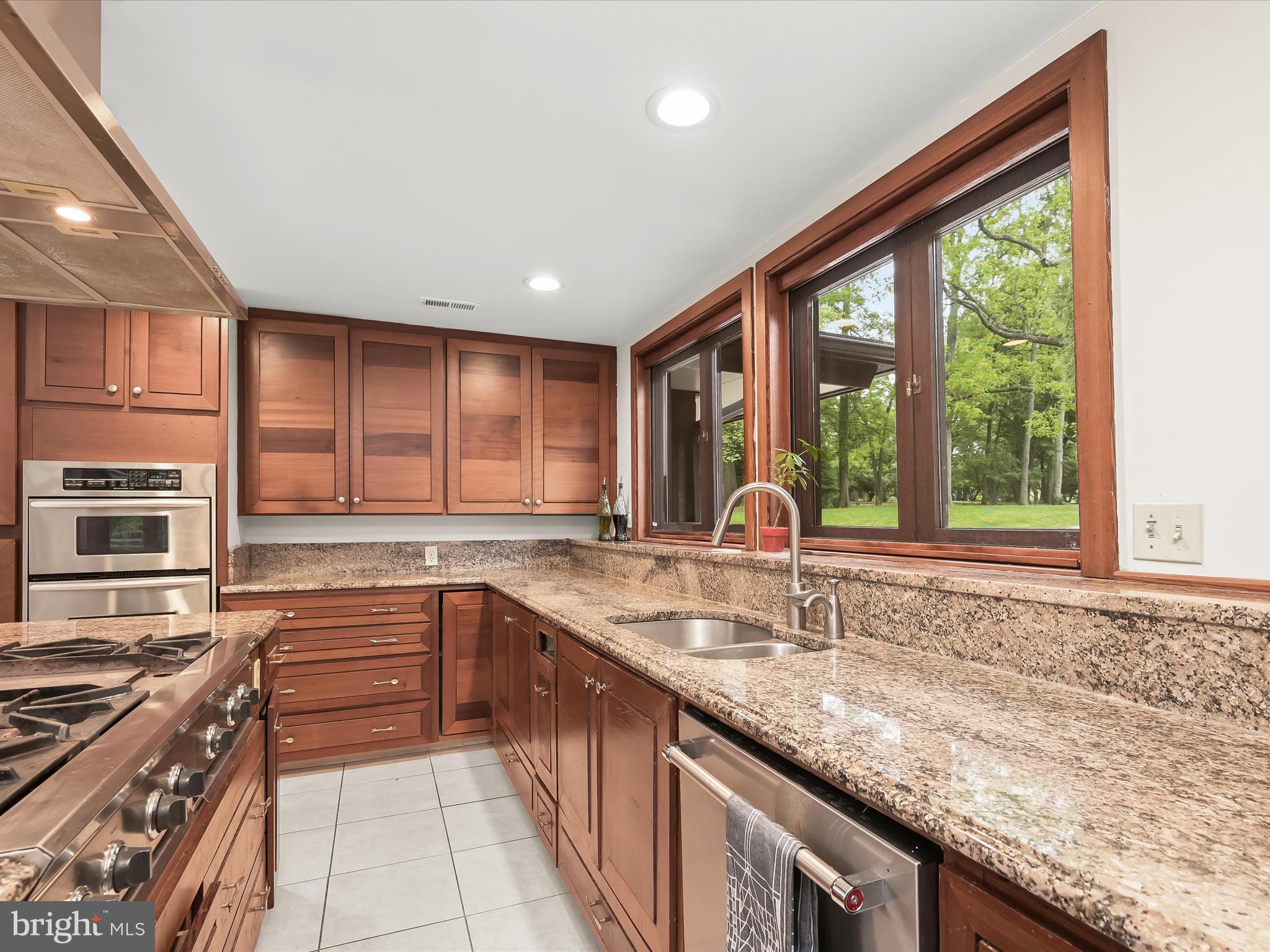 KALMIA FARMS - Residential