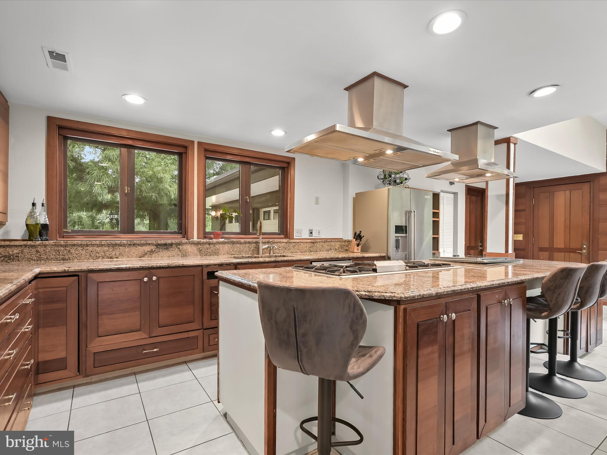 KALMIA FARMS - Residential