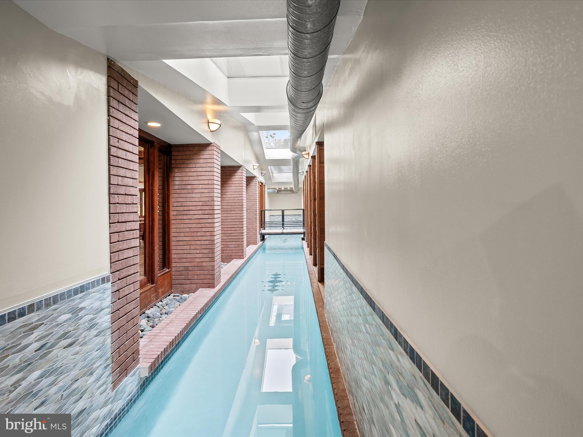 KALMIA FARMS - Residential