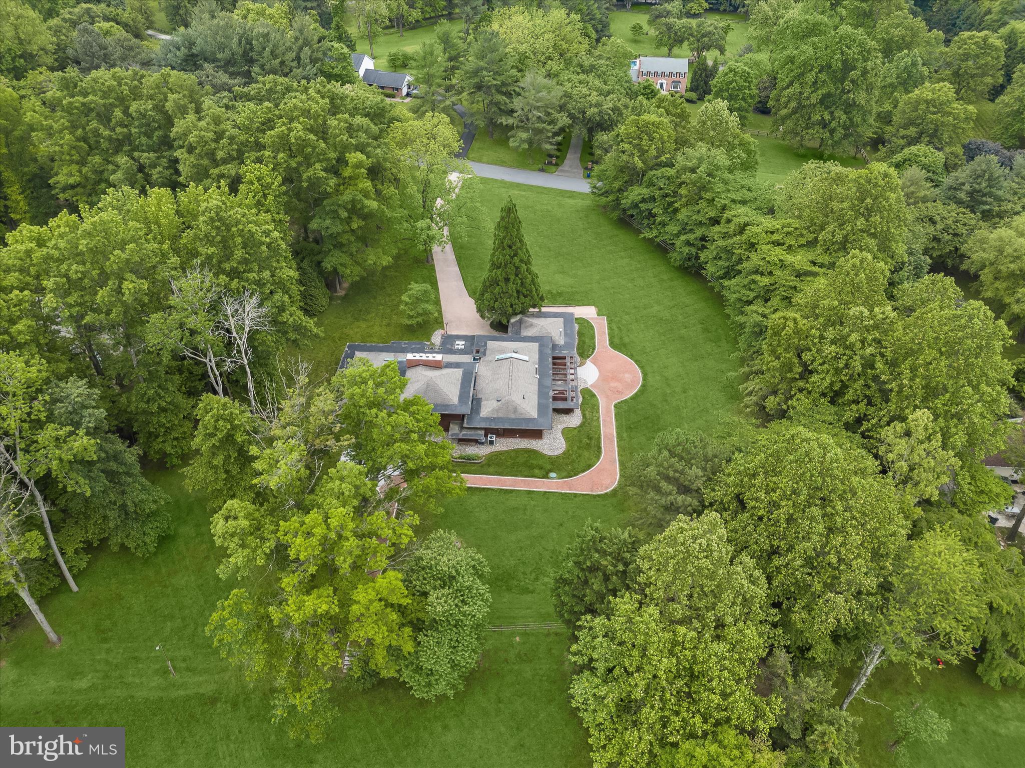 KALMIA FARMS - Residential