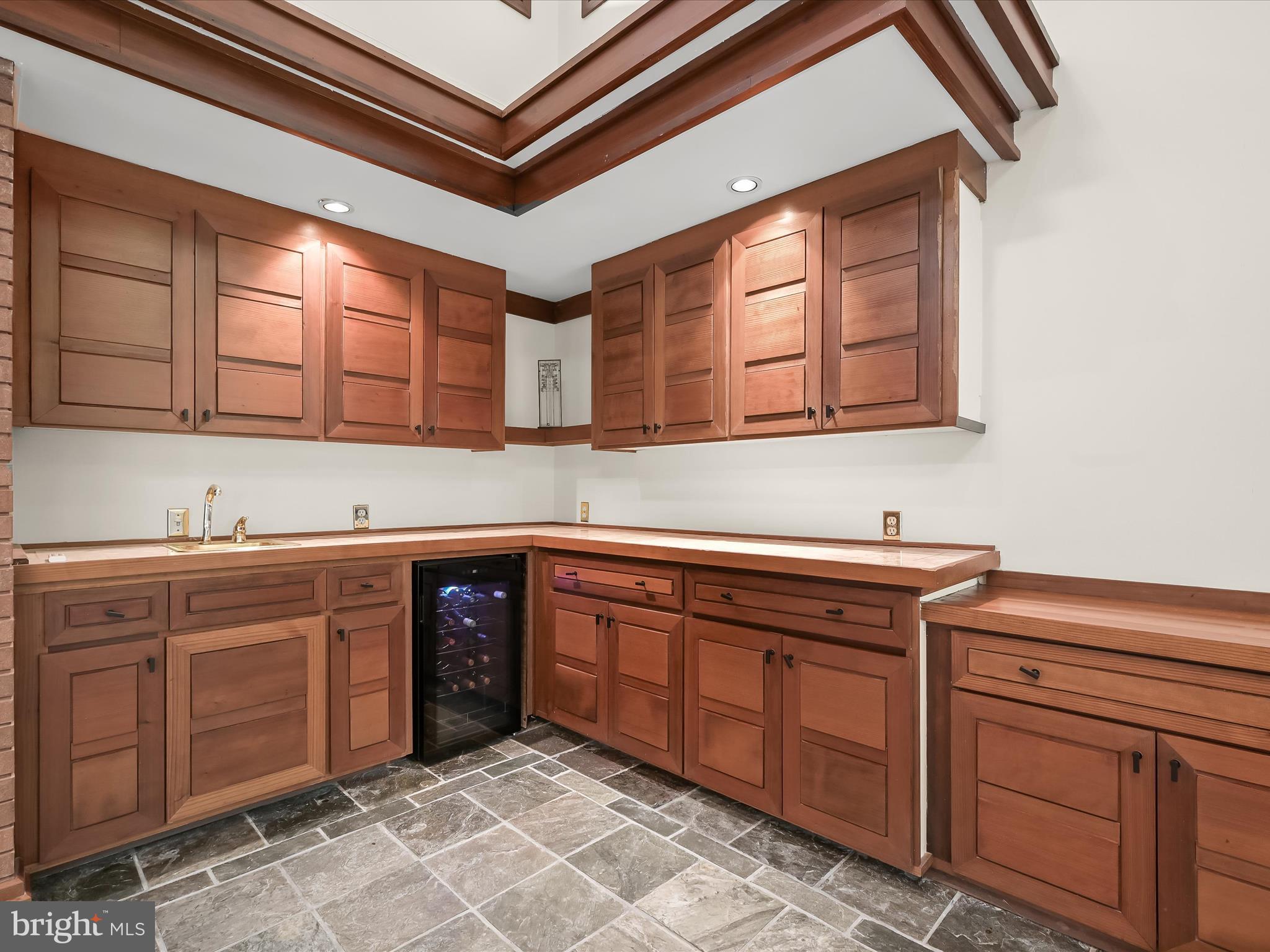 KALMIA FARMS - Residential