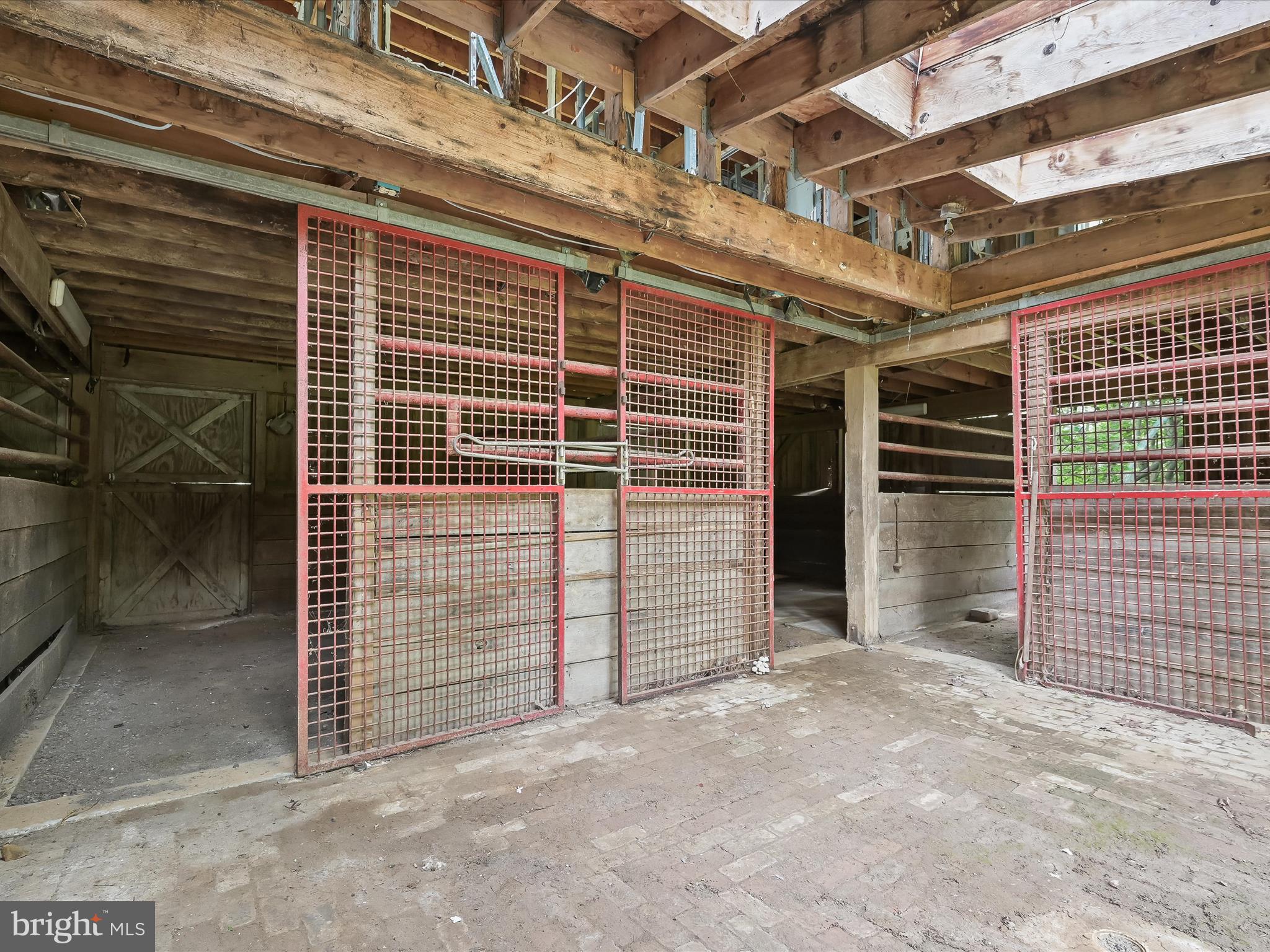 KALMIA FARMS - Residential