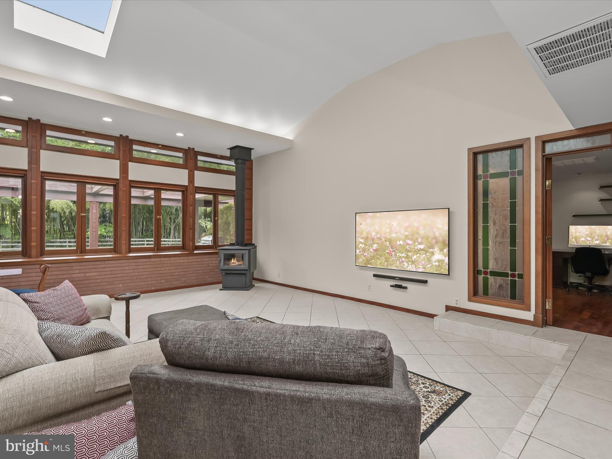 KALMIA FARMS - Residential