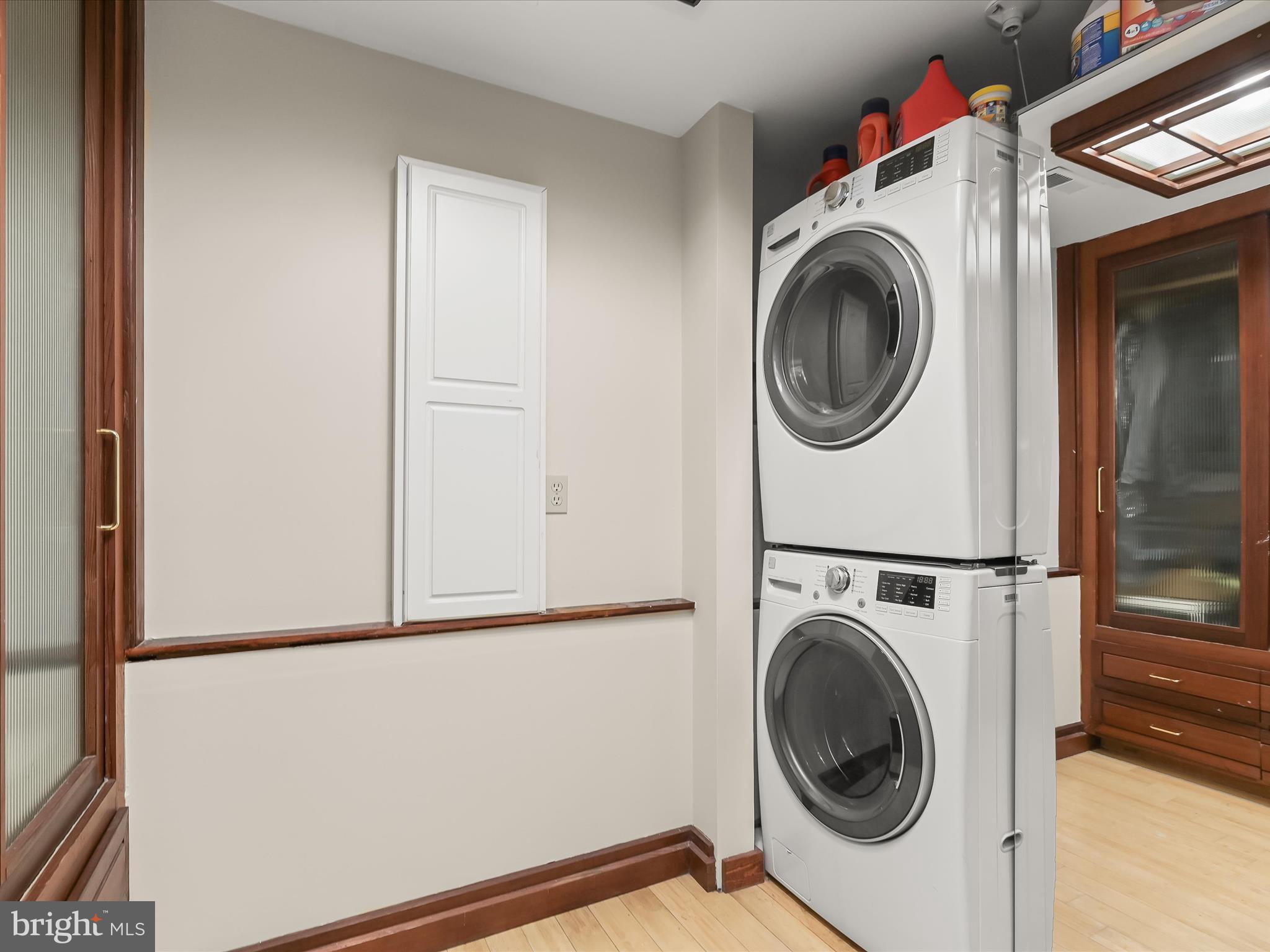 KALMIA FARMS - Residential