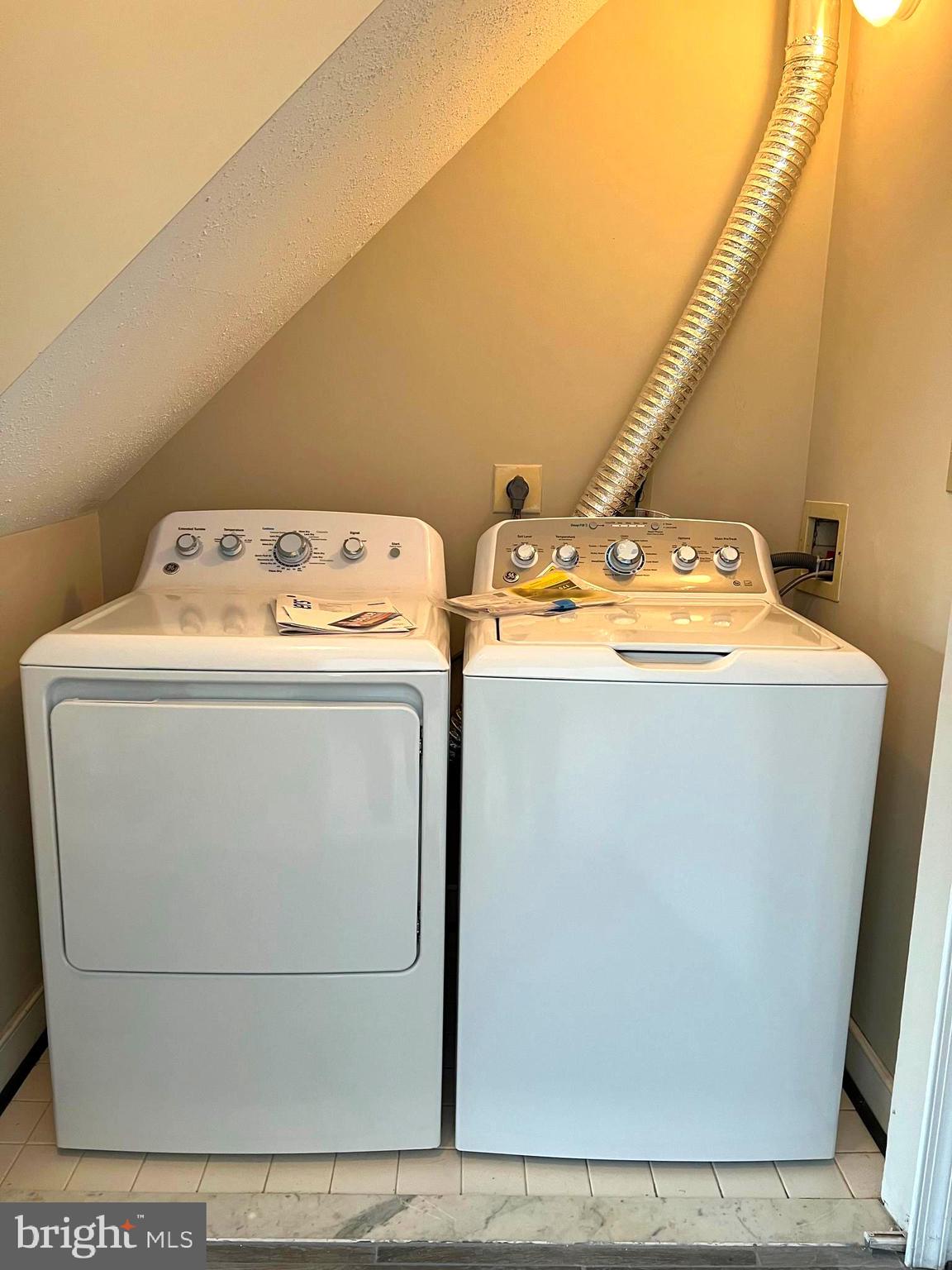 CHATHAM LANDING - Residential Lease