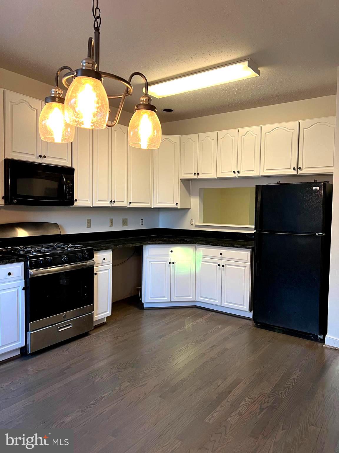 CHATHAM LANDING - Residential Lease