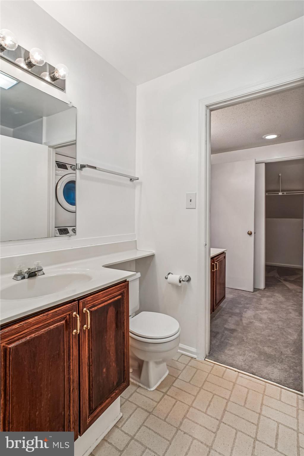 THE COVE - Residential