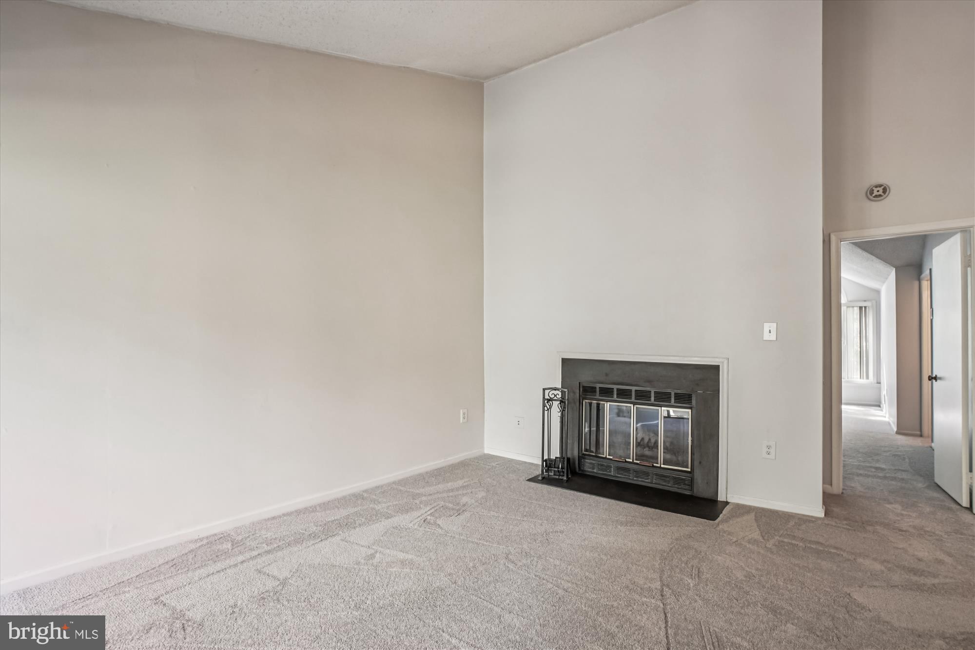 THE COVE - Residential