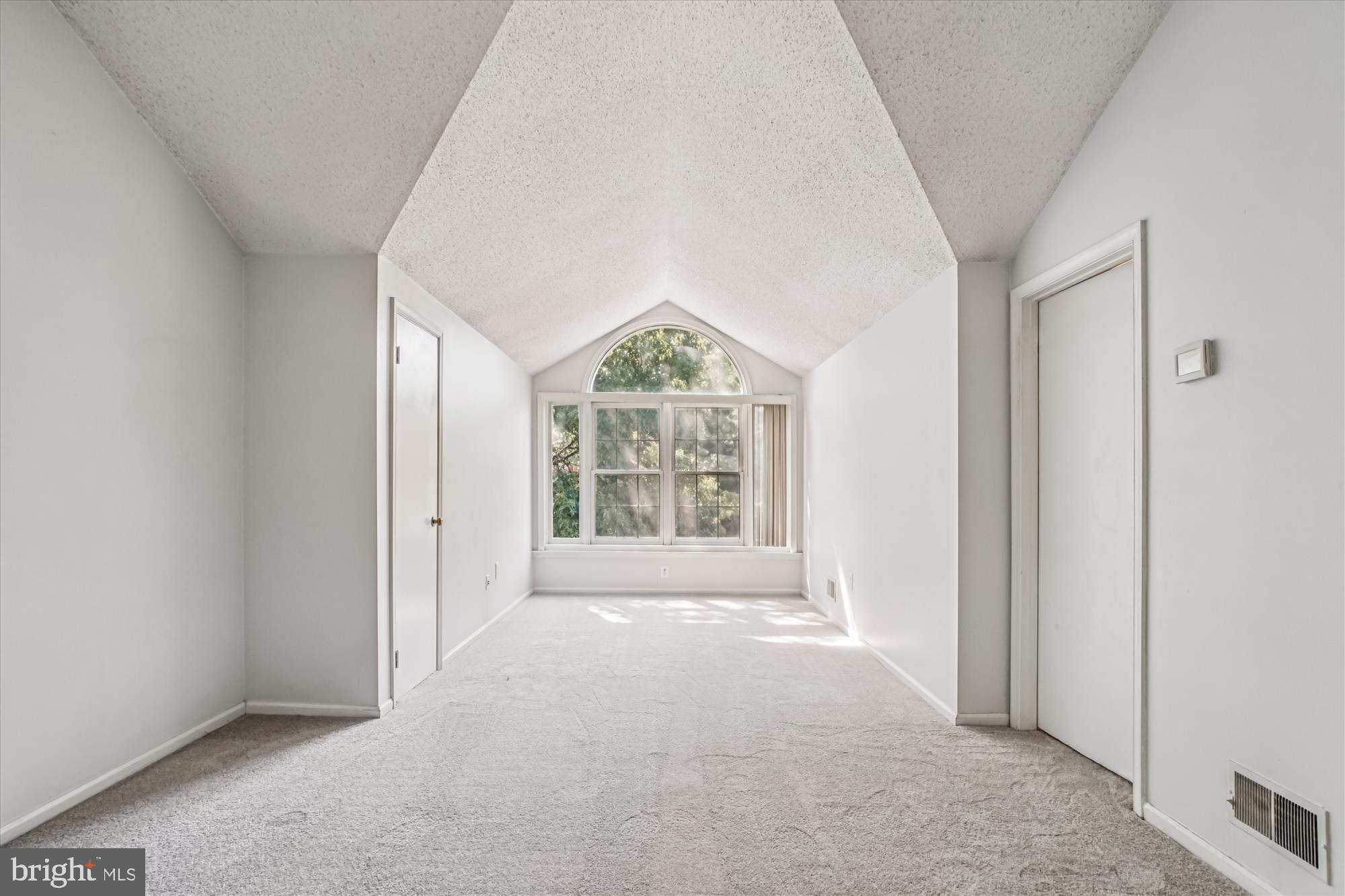 THE COVE - Residential