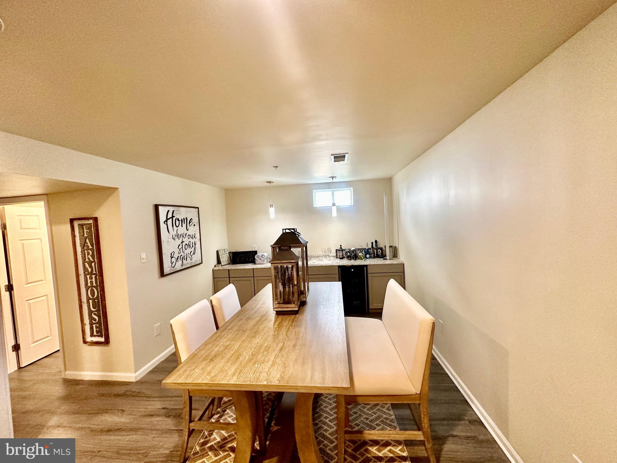 ST. CHARLES GLENEAGLES SOUTH - Residential Lease