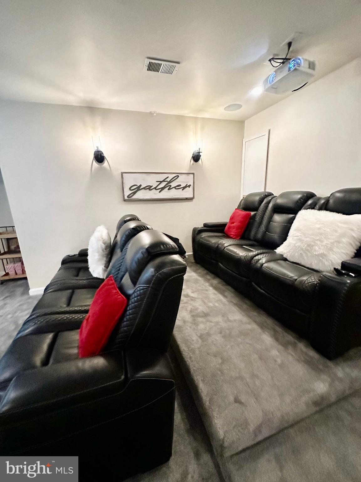 ST. CHARLES GLENEAGLES SOUTH - Residential Lease