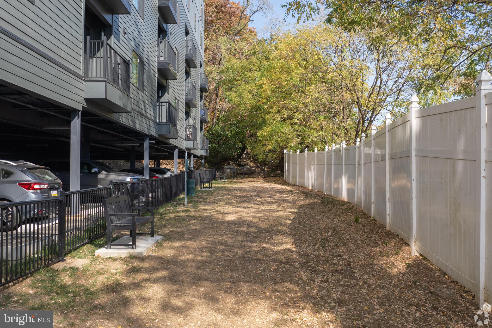 ROXBOROUGH - Residential Lease