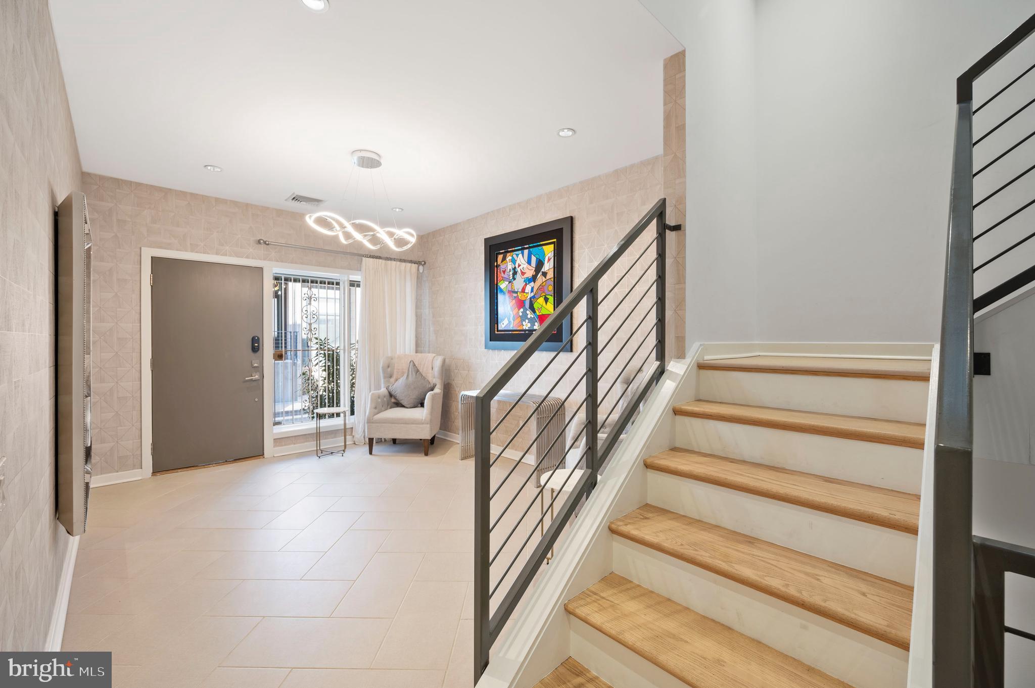 GRADUATE HOSPITAL - Residential