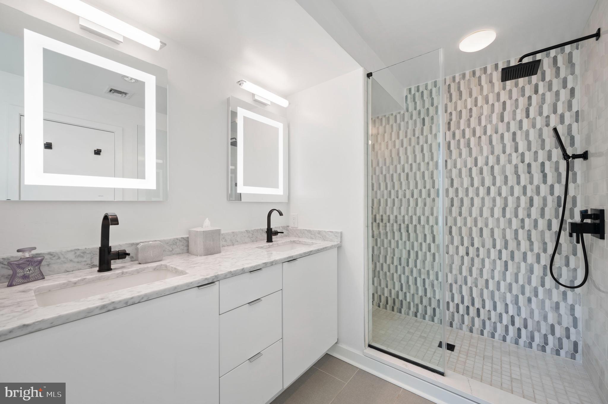 GRADUATE HOSPITAL - Residential