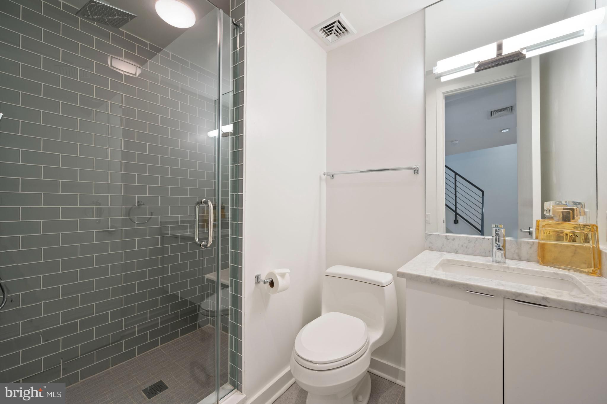 GRADUATE HOSPITAL - Residential