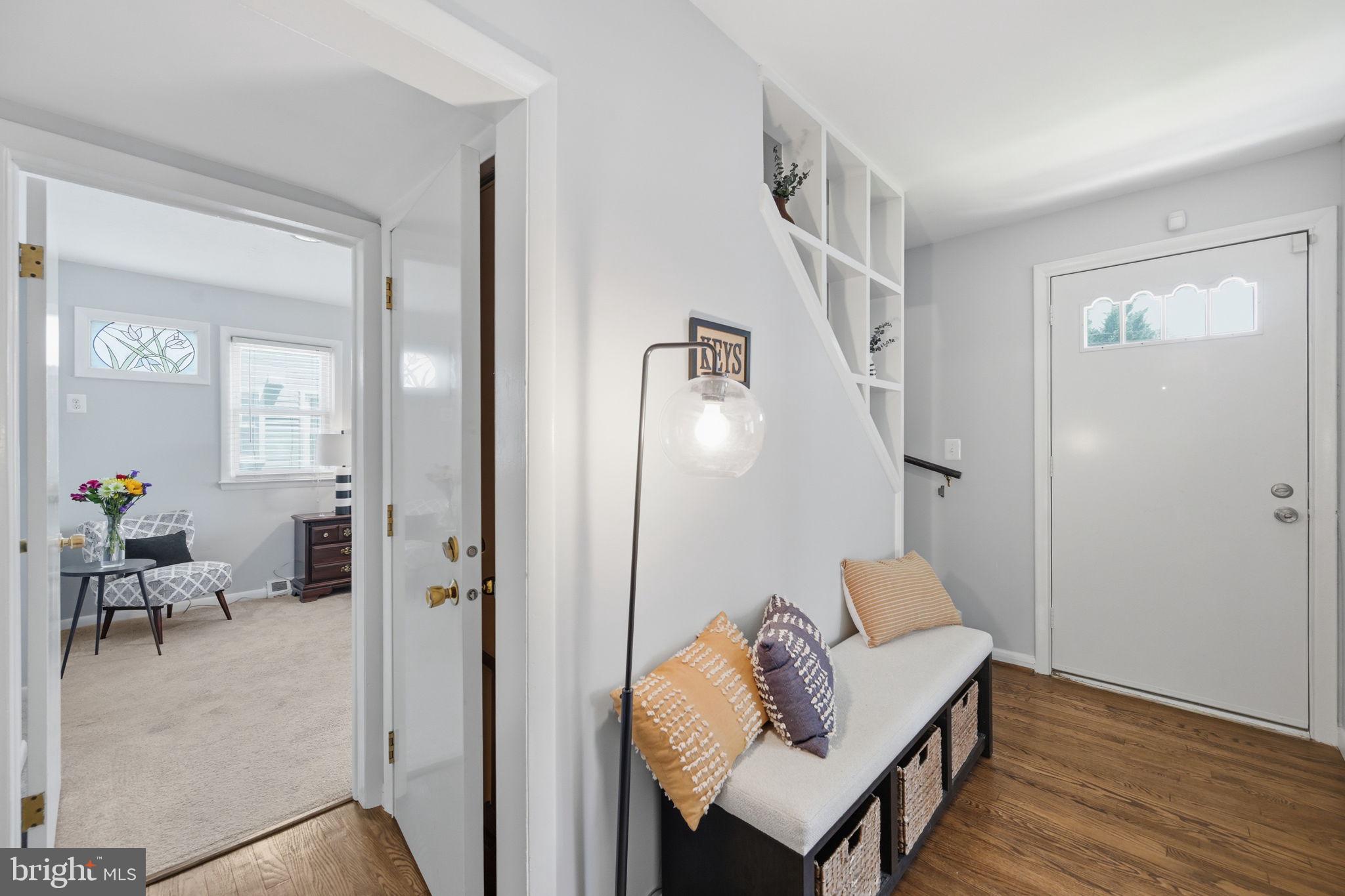 WILLOWDALE - Residential