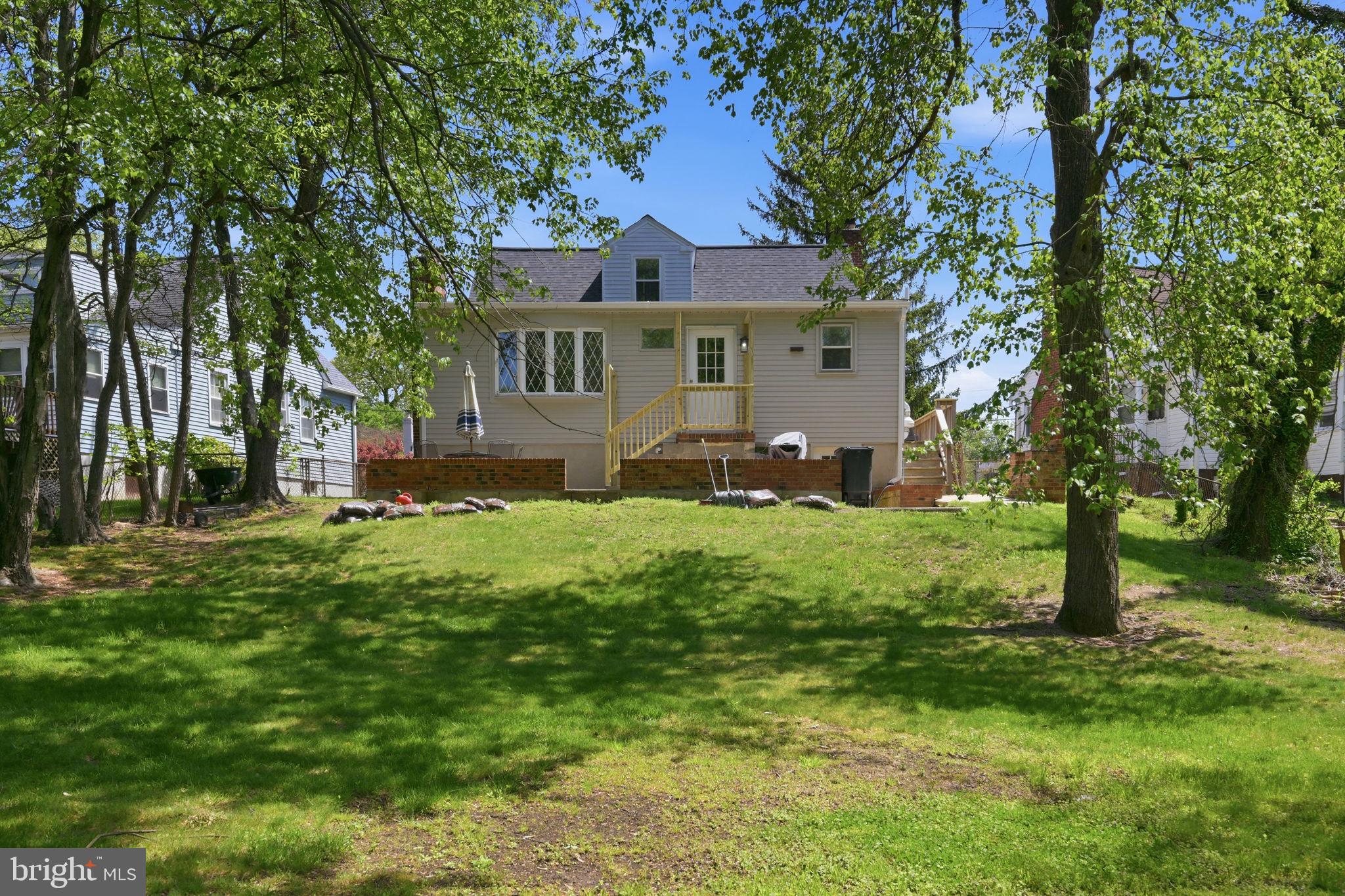 WILLOWDALE - Residential