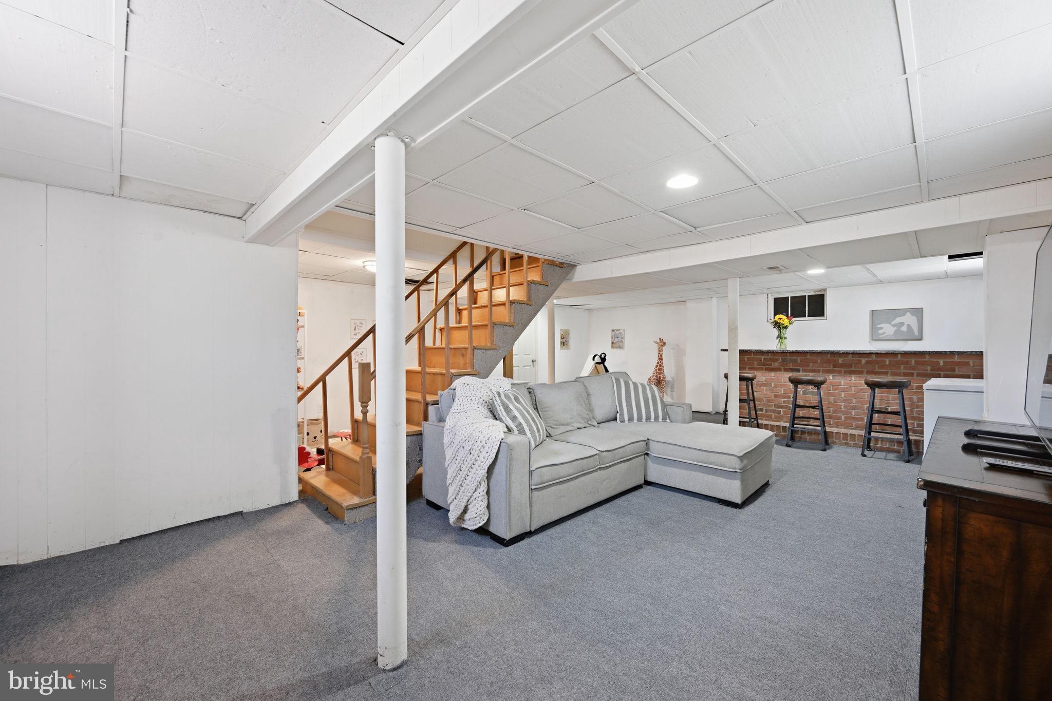 WILLOWDALE - Residential