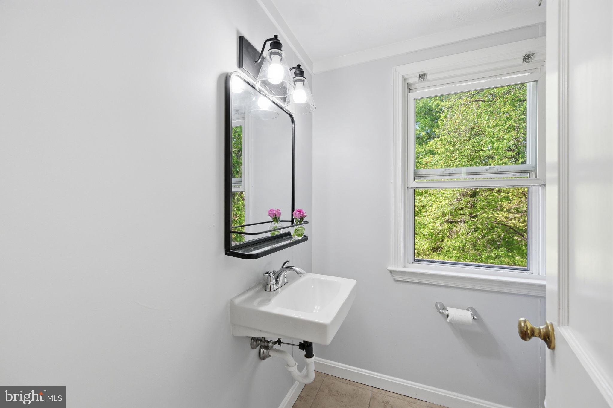WILLOWDALE - Residential