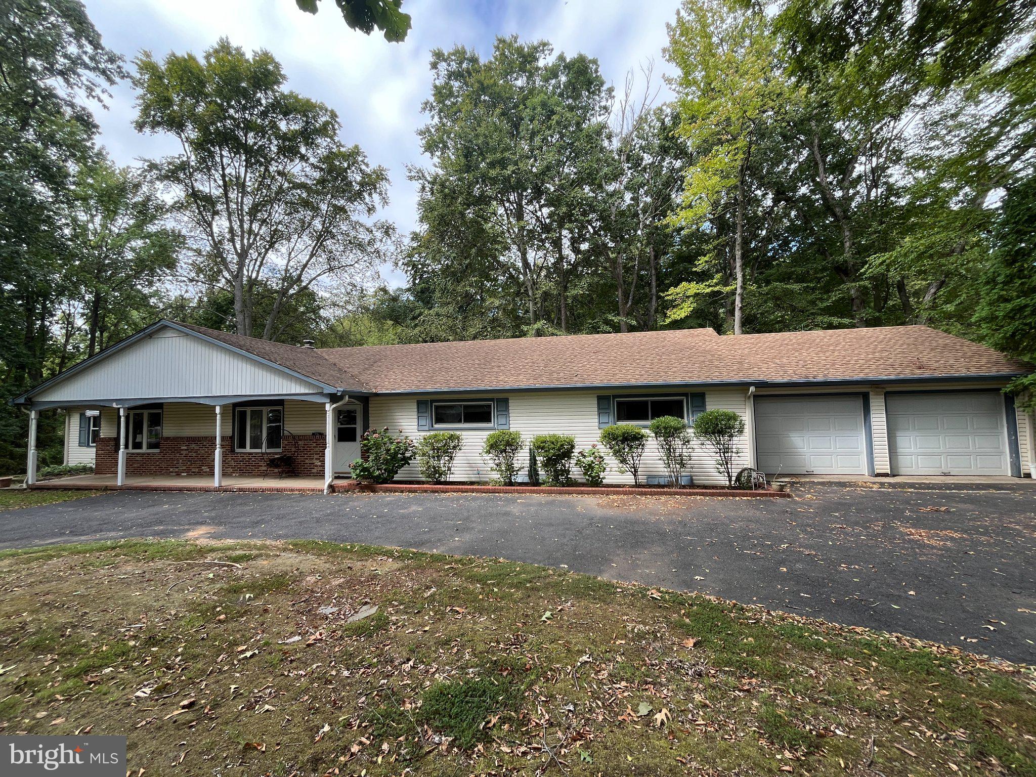 230 BURRS ROAD