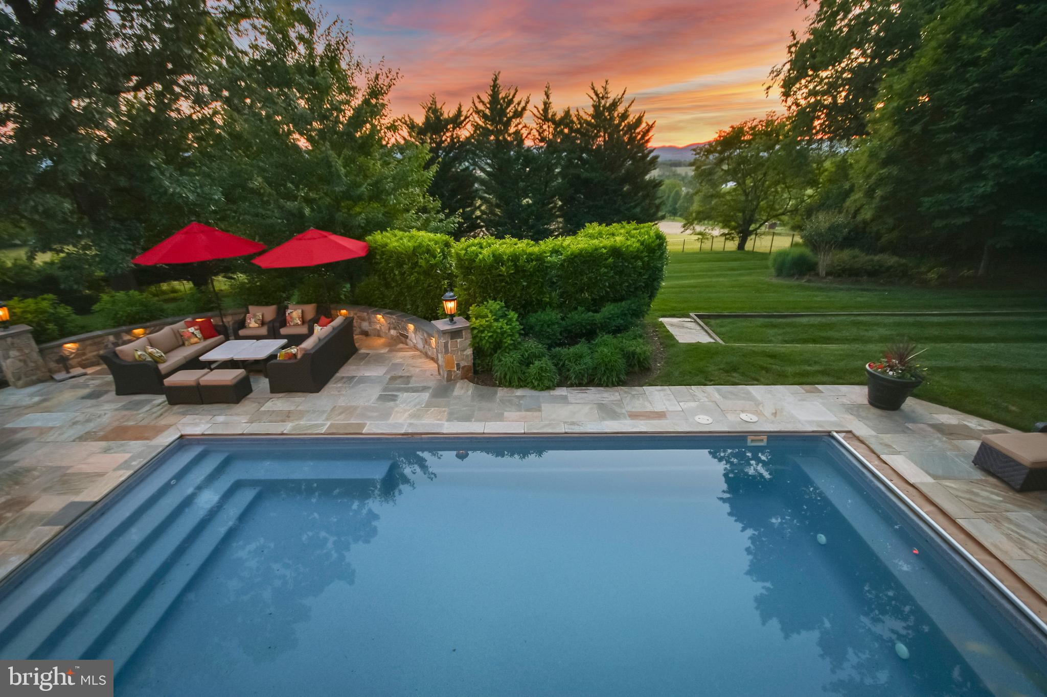 7430 DOGWOOD LANE